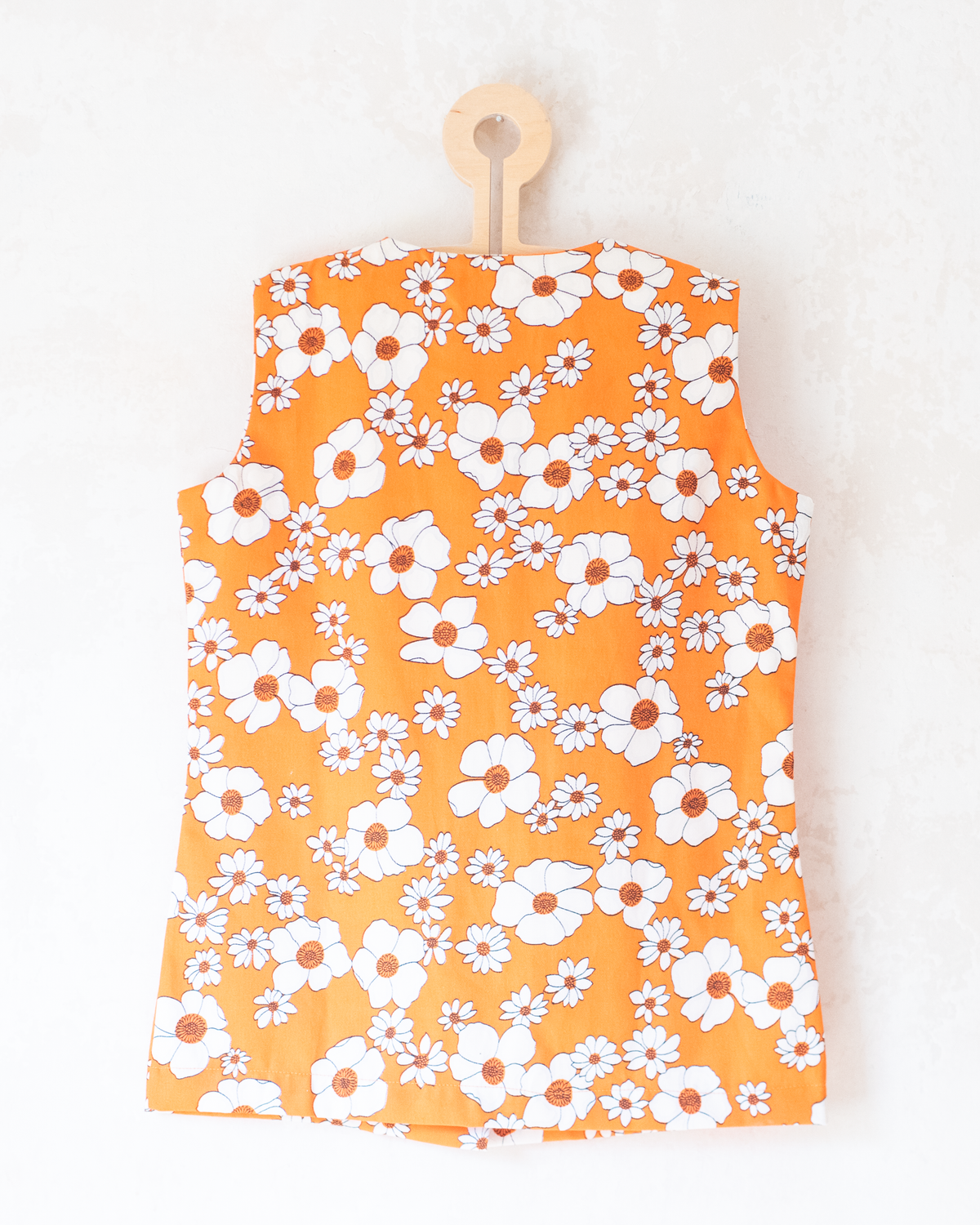 Orange floral set from the seventies | 8-9 years