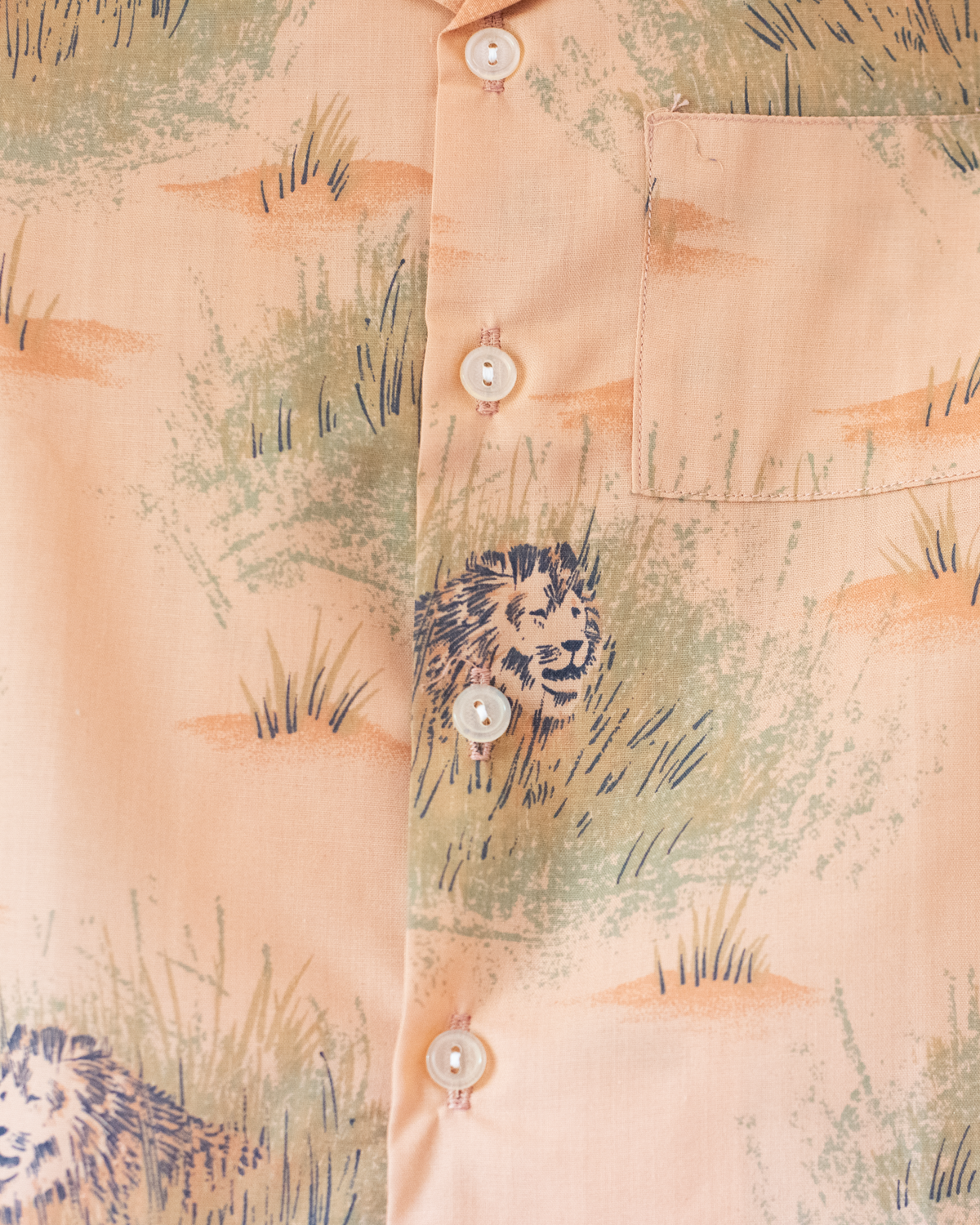 Pink button-up shirt with lions | French deadstock | 18-24 months