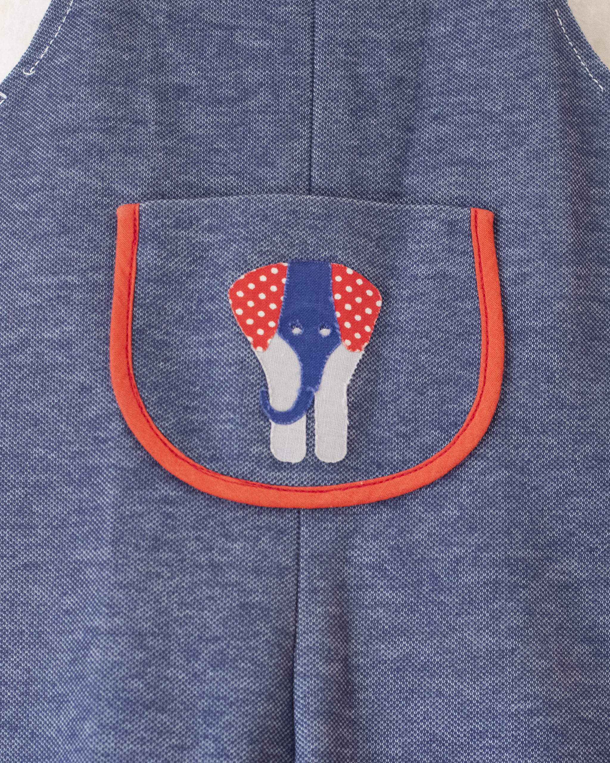 אוברול כחול מהסבנטיז עם פיל | 12-18 חודשים