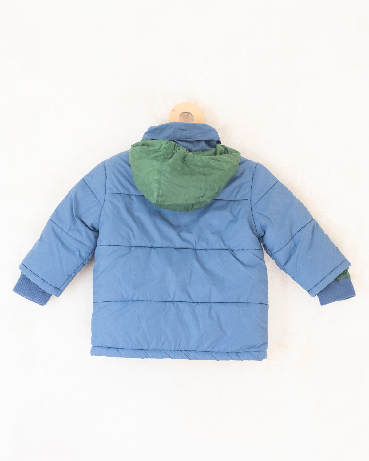 Blue fleece jacket with the king in the bar | 18-24 months