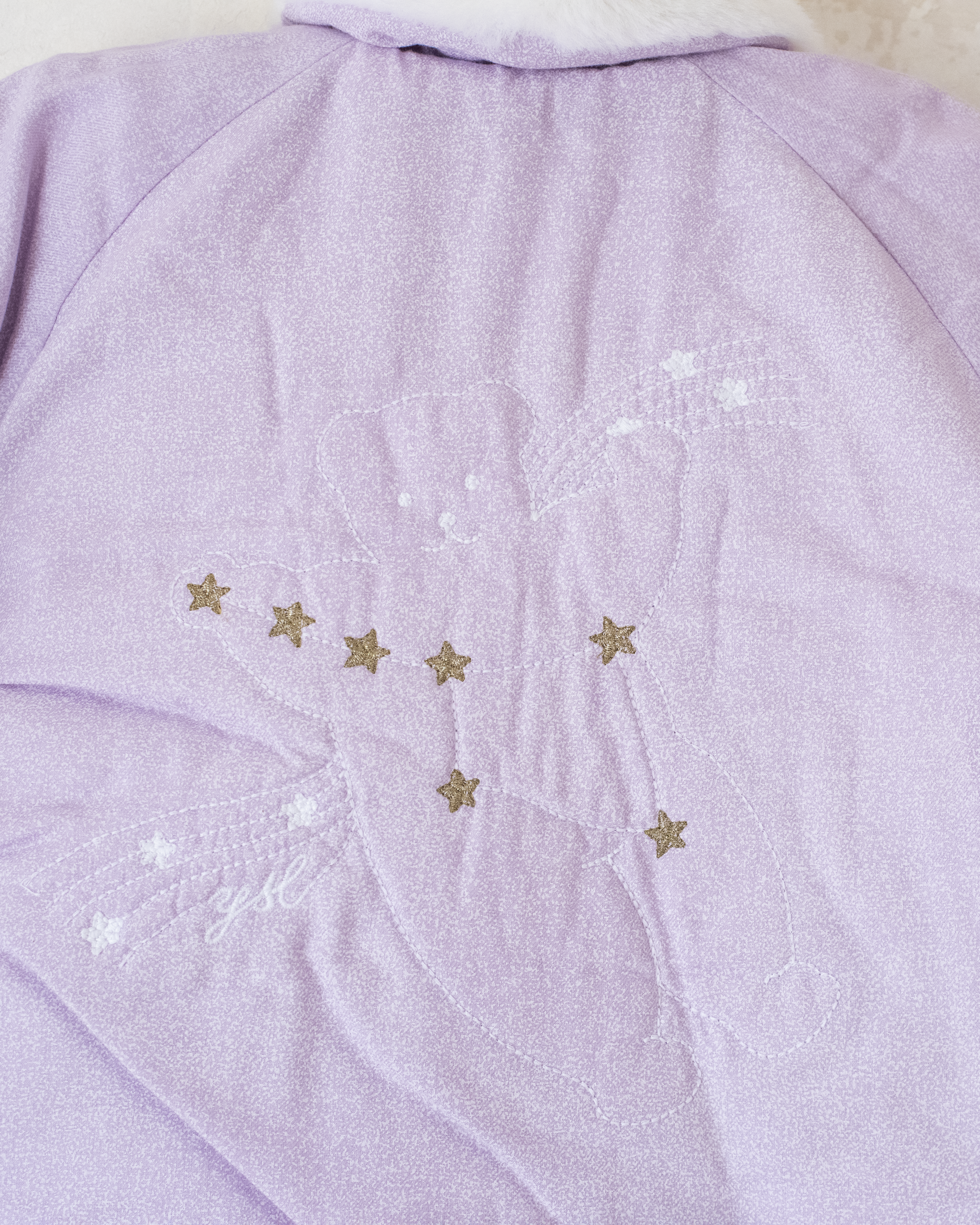 מעיל סגול עם פרווה מבית איב סאן לורן | 12-18 חודשים