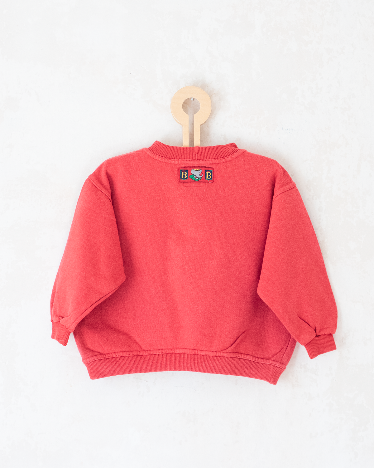 Red sweatshirt with Babar the King and horse embroidery | 3-4 years