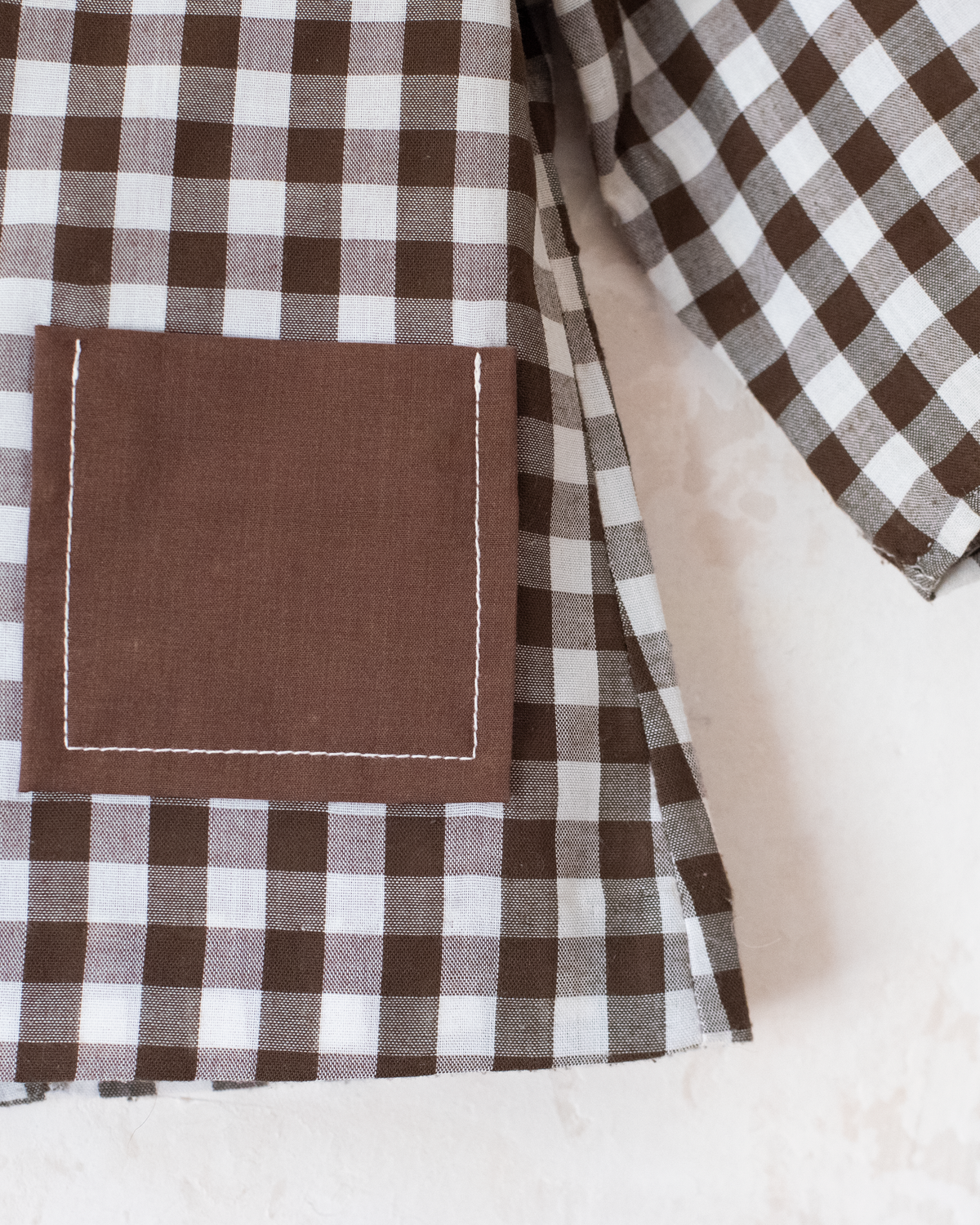 Plaid shirt with a phone | French deadstock | 3-4 years