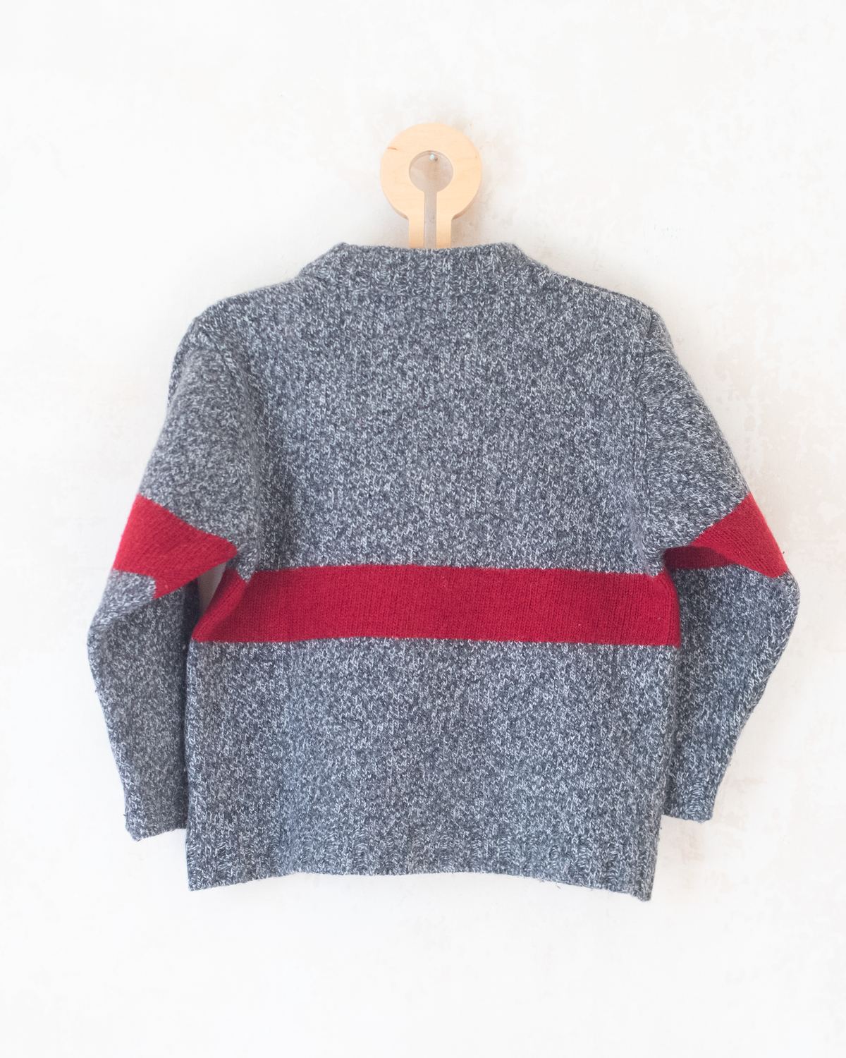 Gray and red sweater with King Bebar embroidery | 5-6 years