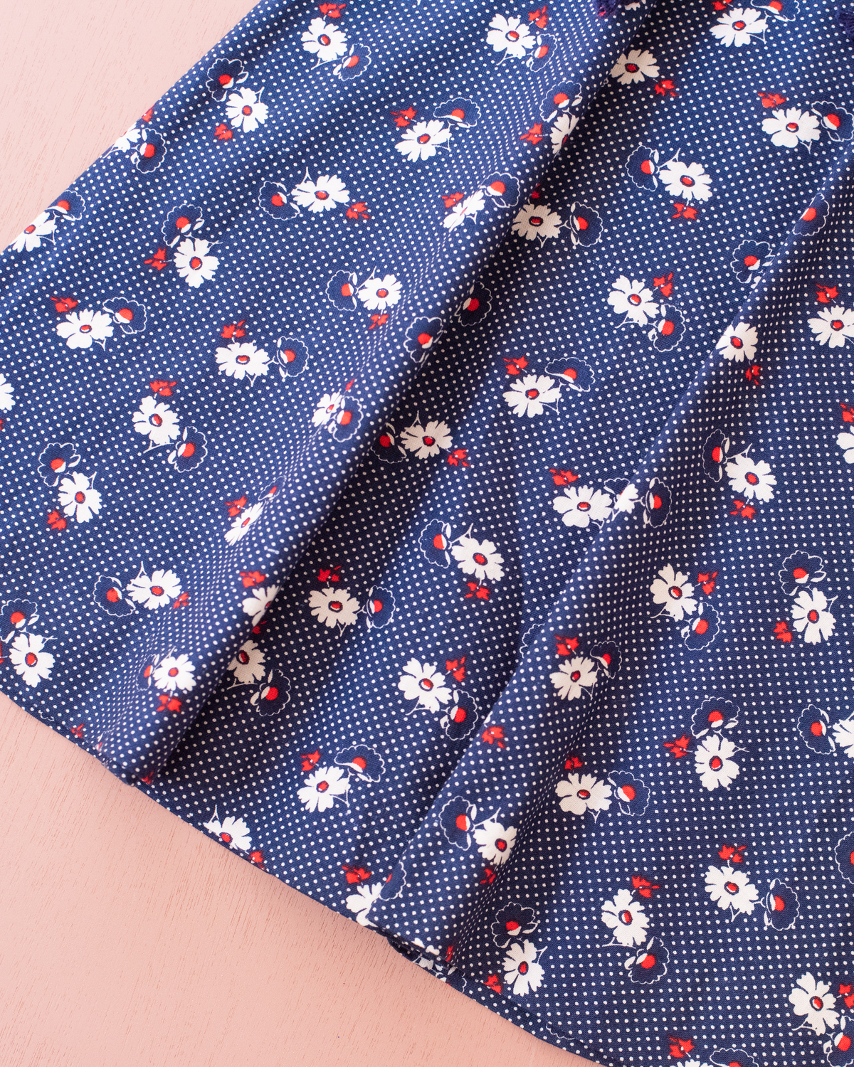 Floral dress with tie at the chest | Deadstock from the 70s | 5-6 years