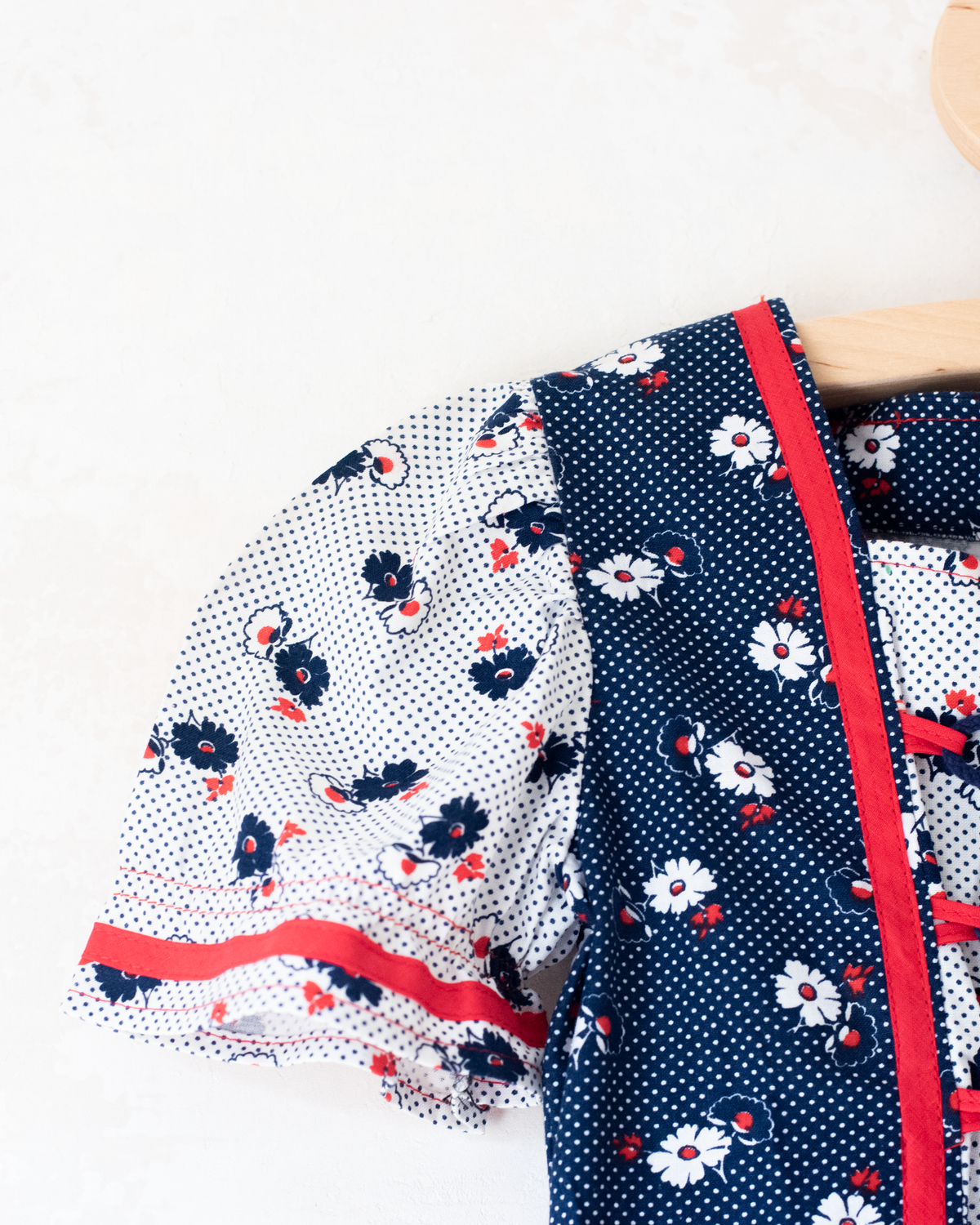 Floral dress with tie at the chest | Deadstock from the 70s | 5-6 years