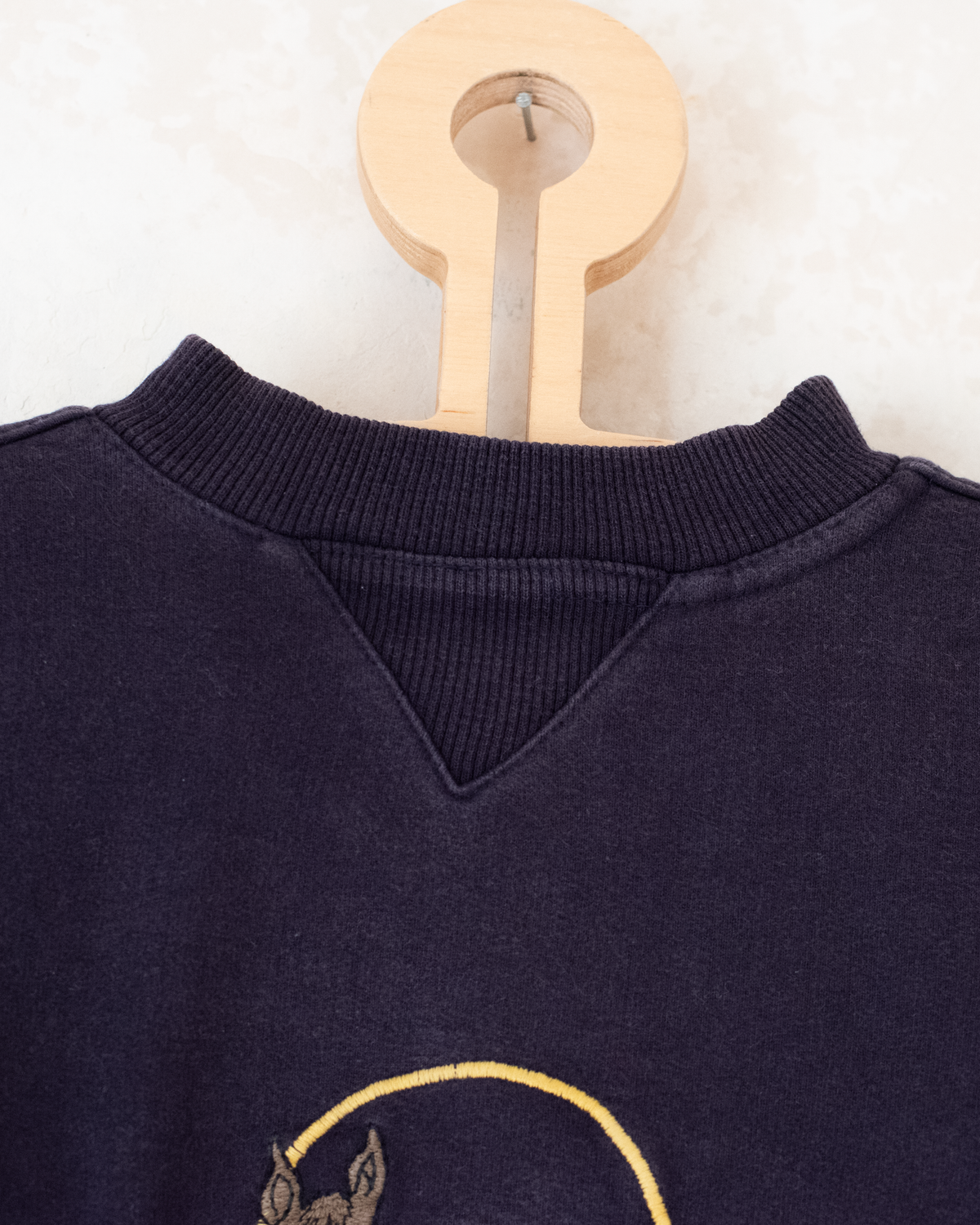 Blue sweatshirt with King Babar and horse embroidery | 5-6 years