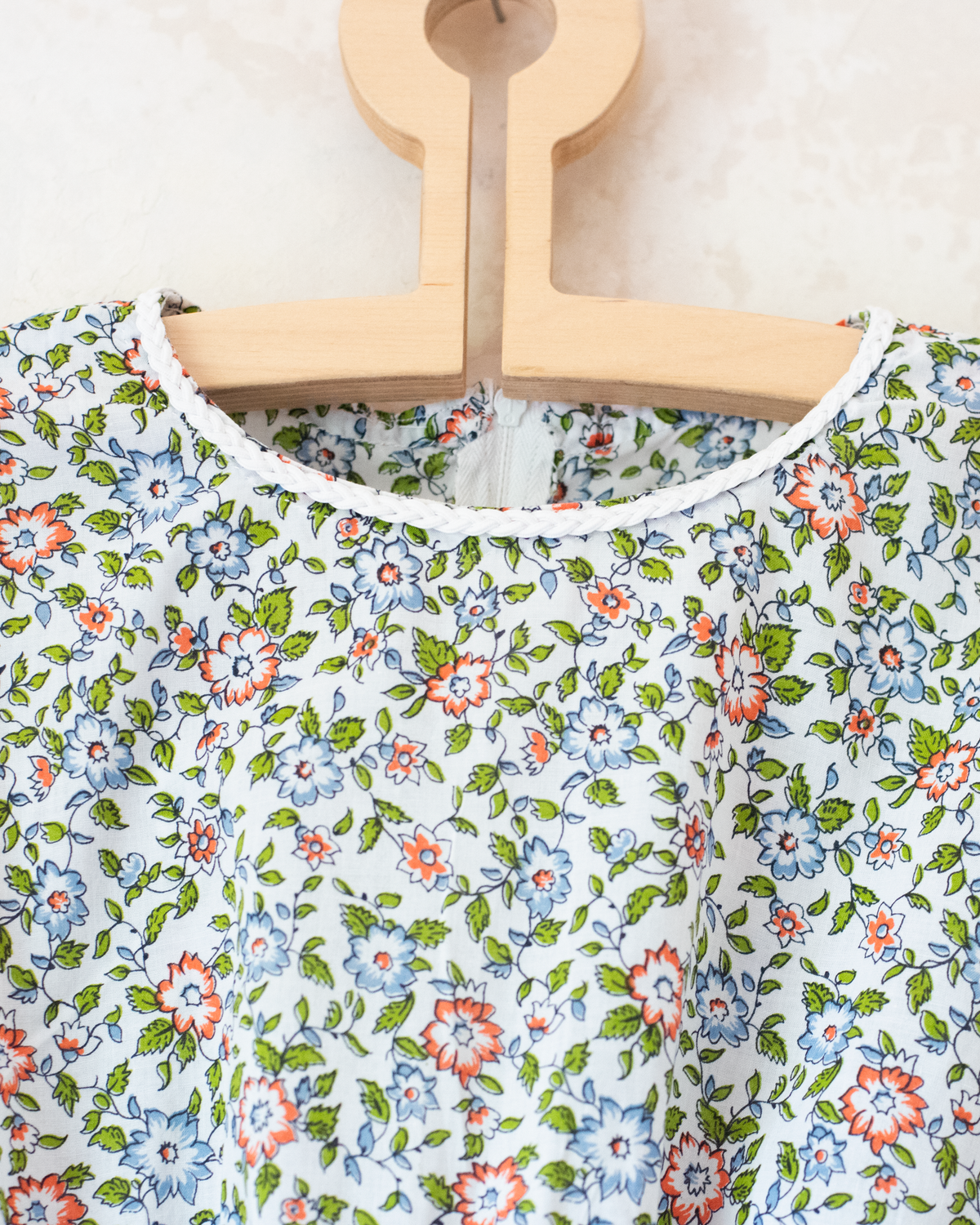 Floral dress with pockets | French deadstock from the 70s | 12-14 years