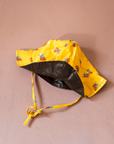 מעיל גשם צהוב עם כובע והדפס נוצות | 7-8 שנים