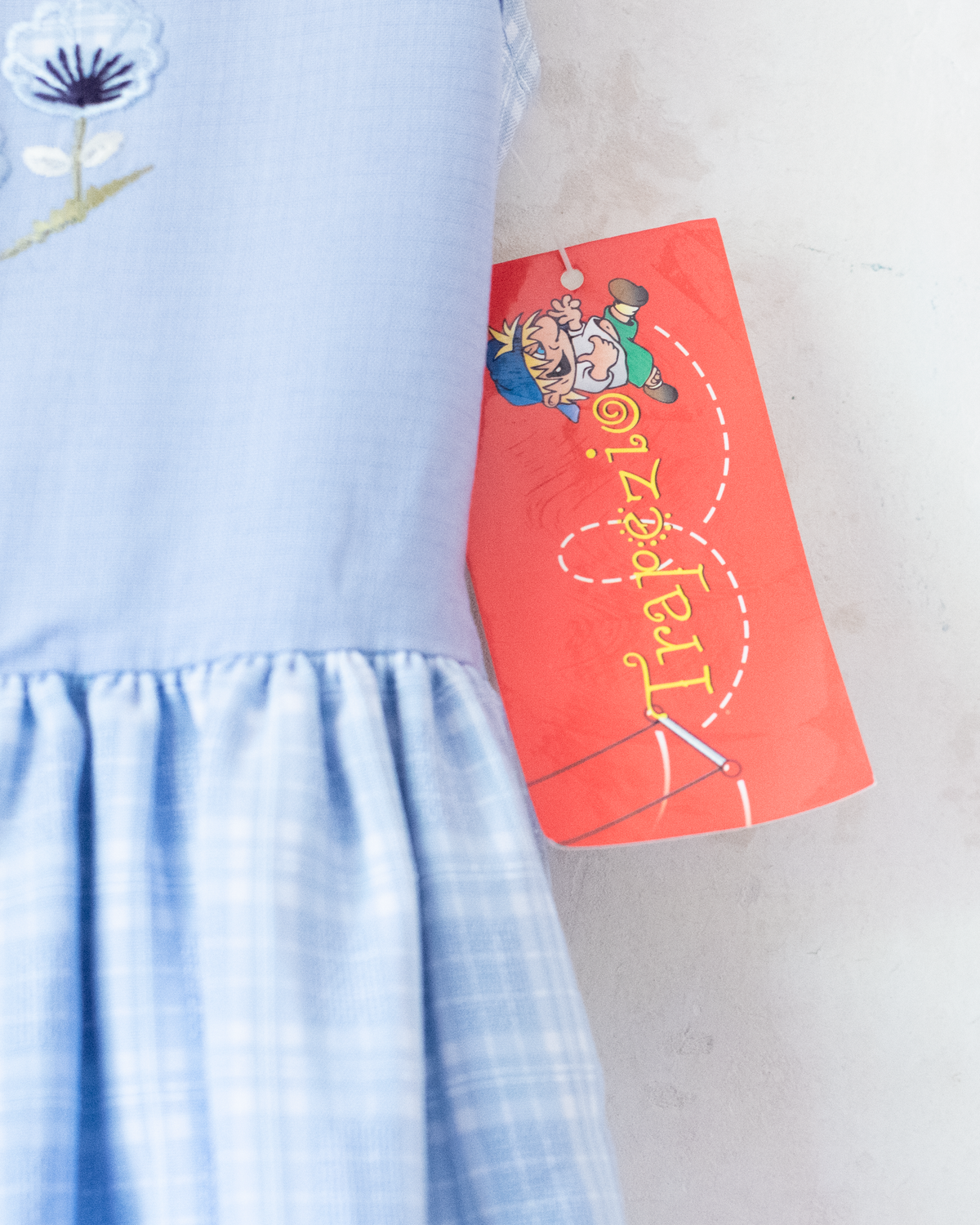 Light blue plaid dress with embroidered flowers | Spanish deadstock | 5-6 years