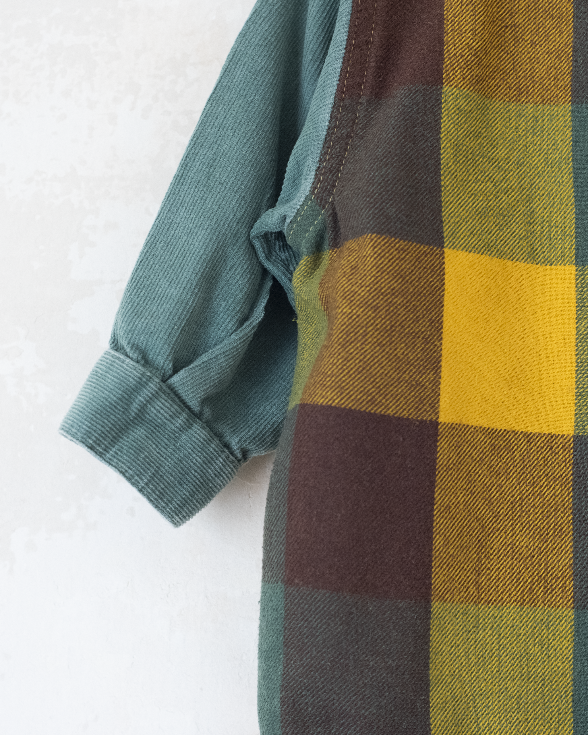 חולצה משובצת עם קורדרוי ורקמות של המלך בבר | 18-24 חודשים