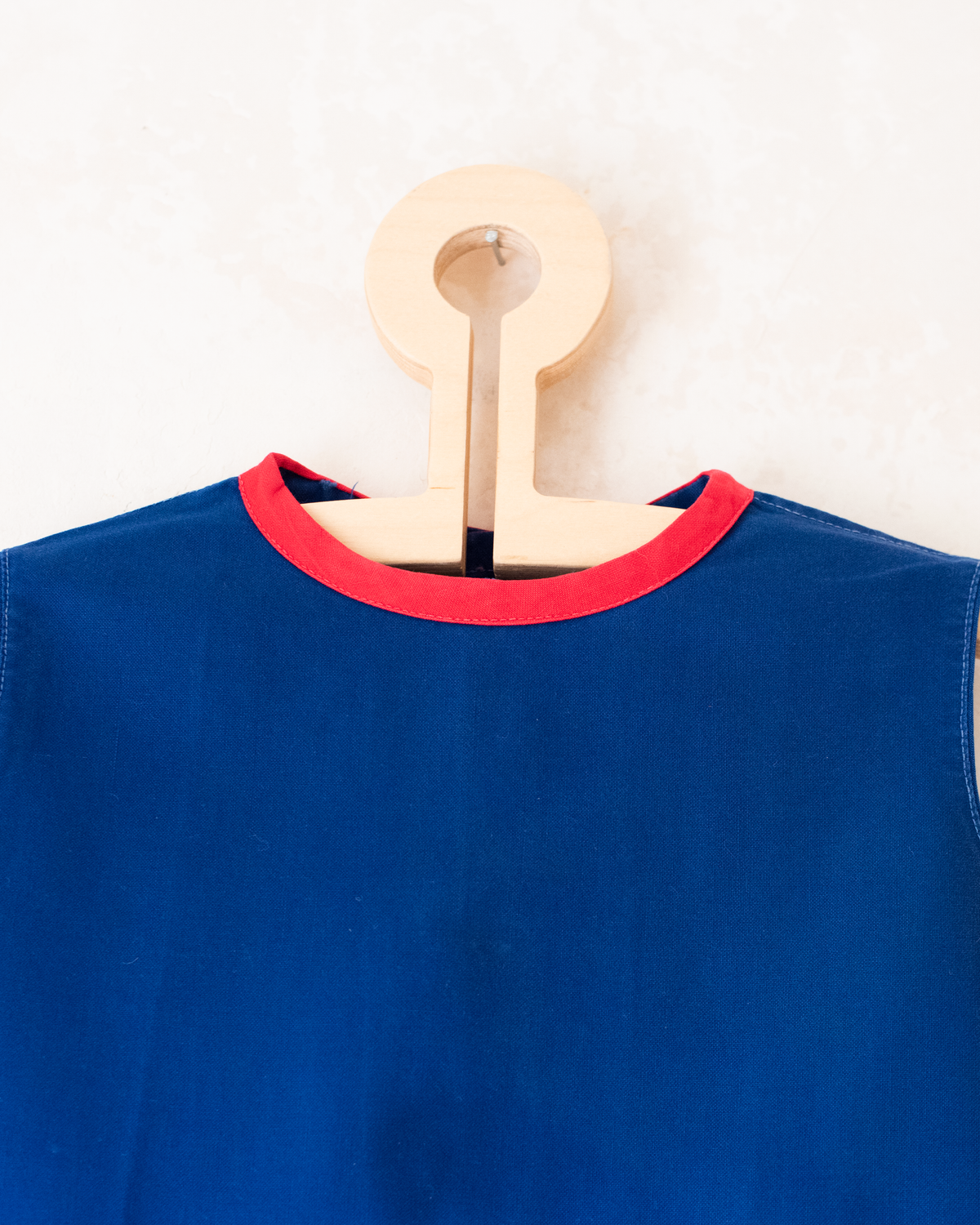 Blue dress with embroidered apple | 12-18 months 