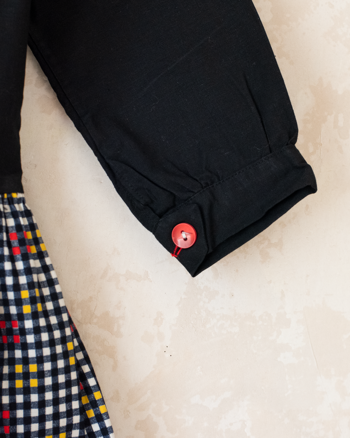 Black dress with plaid and embroidered songbird | French deadstock from the 70s | 3-4 years