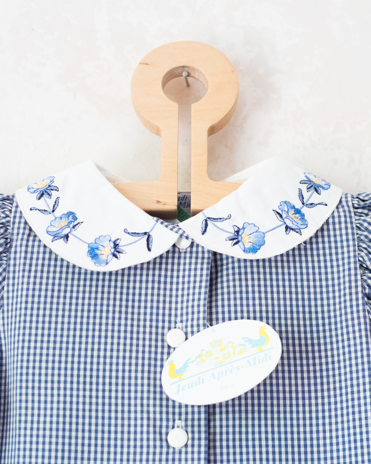 Plaid shirt with embroidered flowers at the collar | French deadstock | 2-3 years