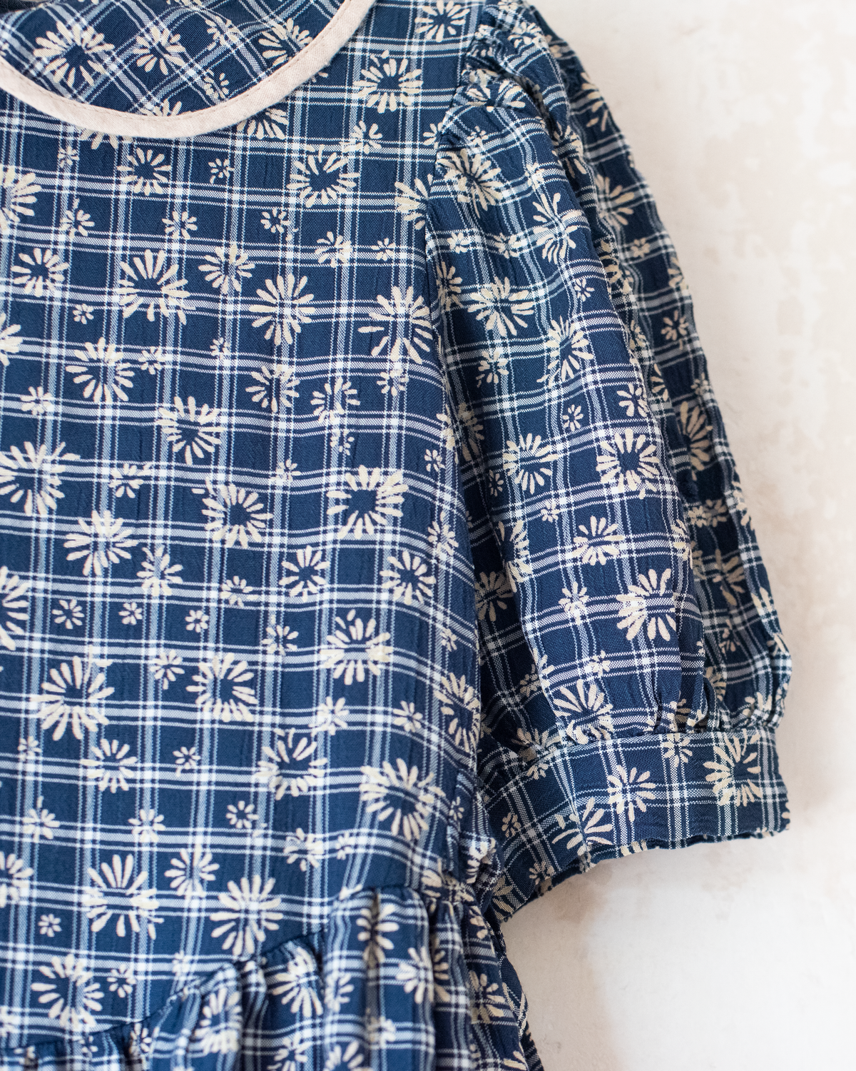 Gorgeous floral viscose dress | 7-8 years