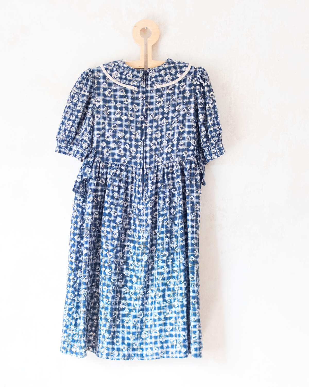 Gorgeous floral viscose dress | 7-8 years