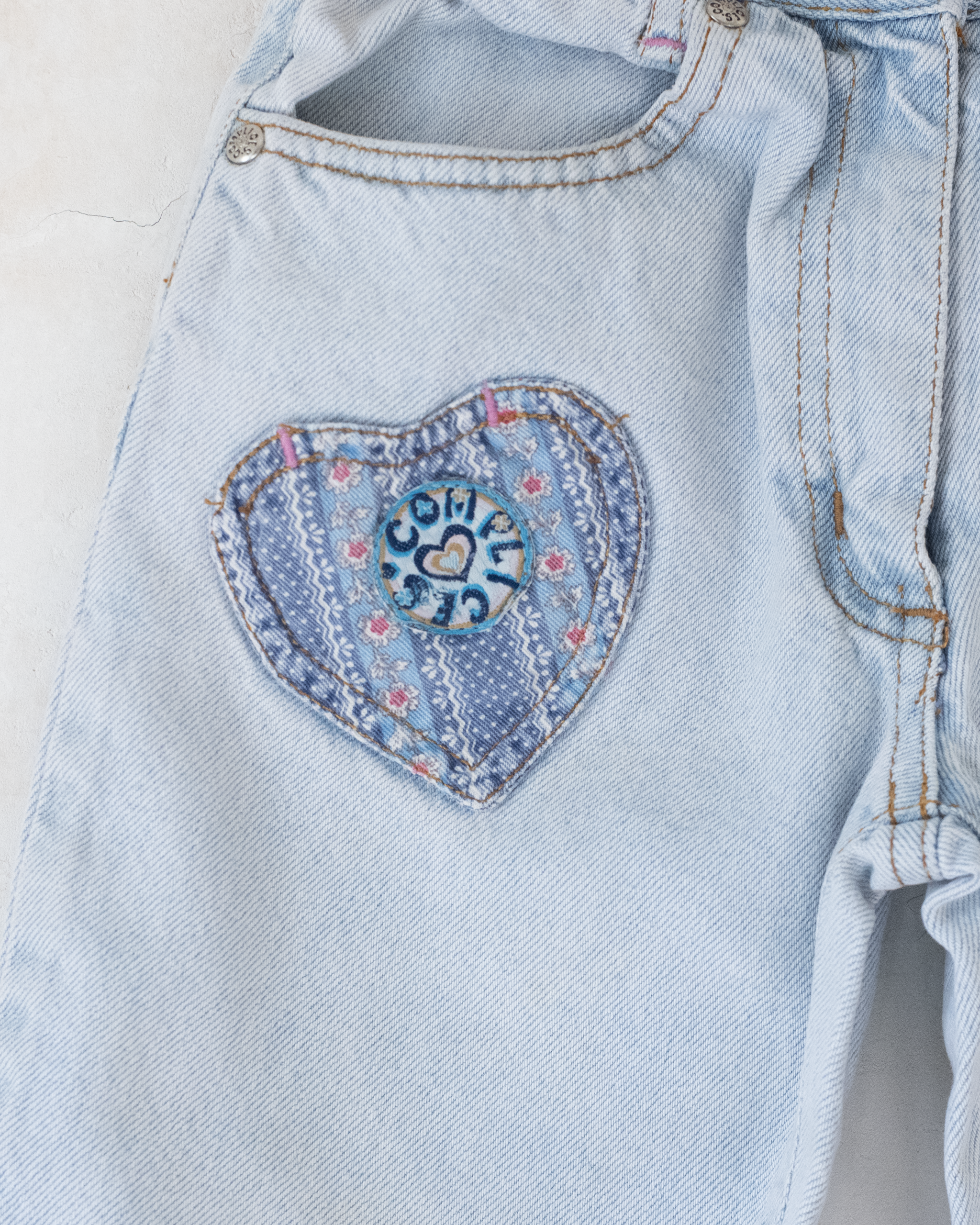 ג׳ינס בהיר מהאייטיז | 4-5 שנים