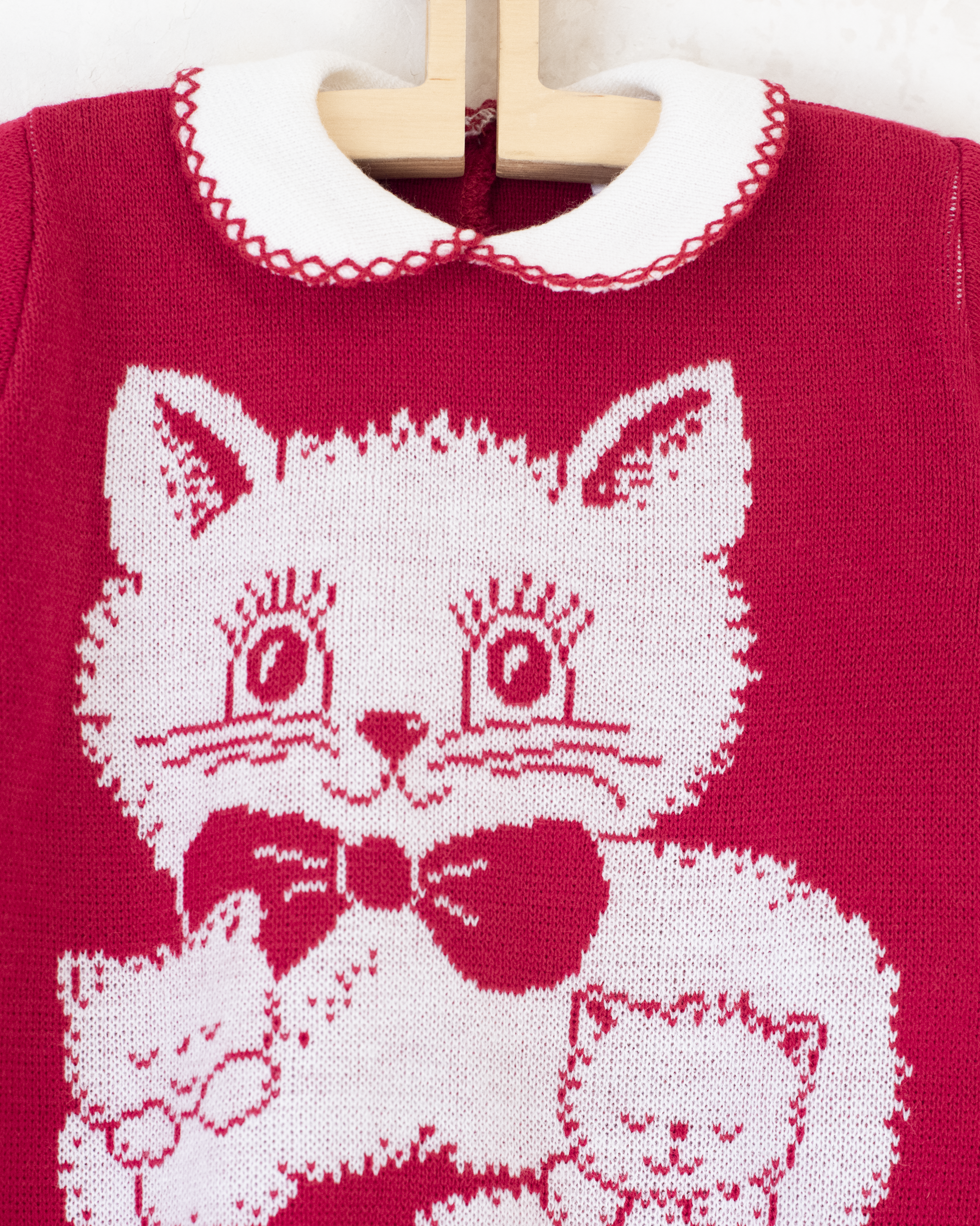 אוברול סרוג אדום עם חתולים | דד סטוק ספרדי | 3-6 חודשים