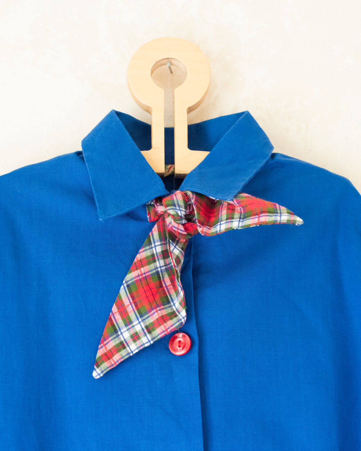 Seventies French shirt with tie and globe | 7-8 years