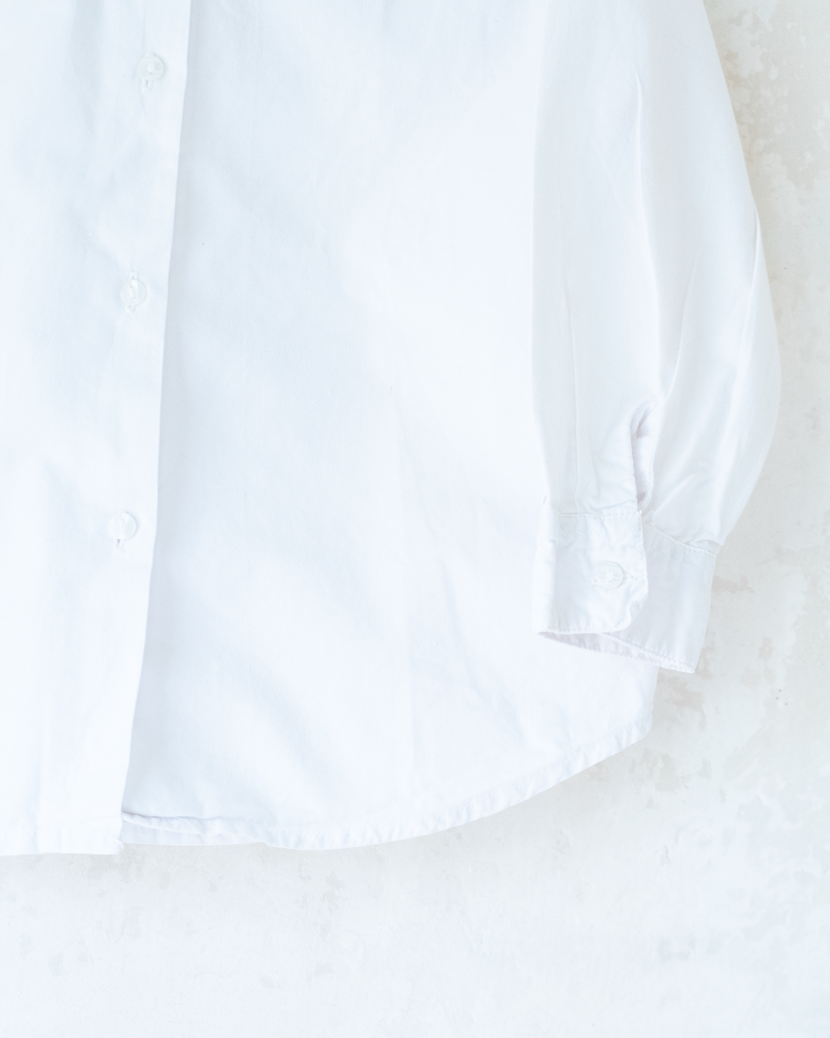 White shirt with flowers and hearts | 4-5 years