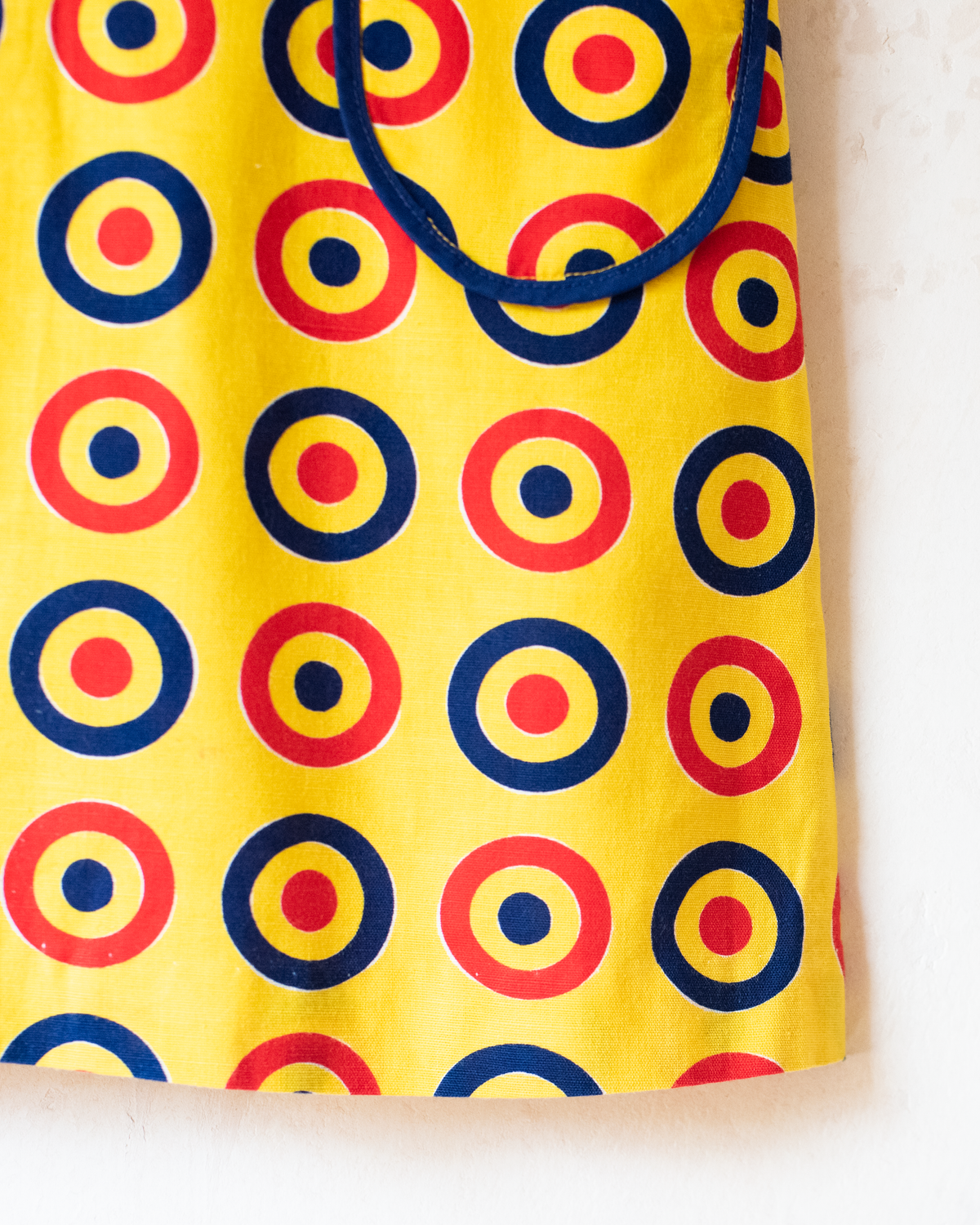 Yellow dress with circles | French deadstock from the 70s | 6-7 years