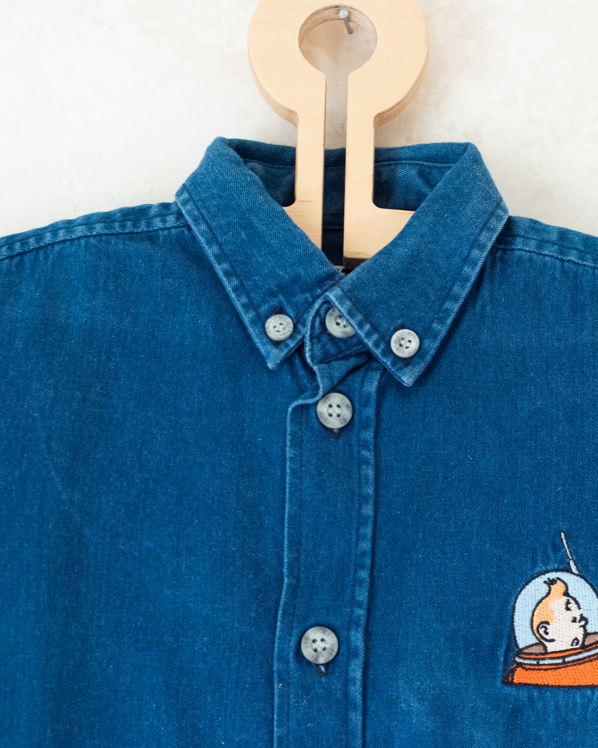 Denim shirt with Tintin in space embroidery | 3-4 years