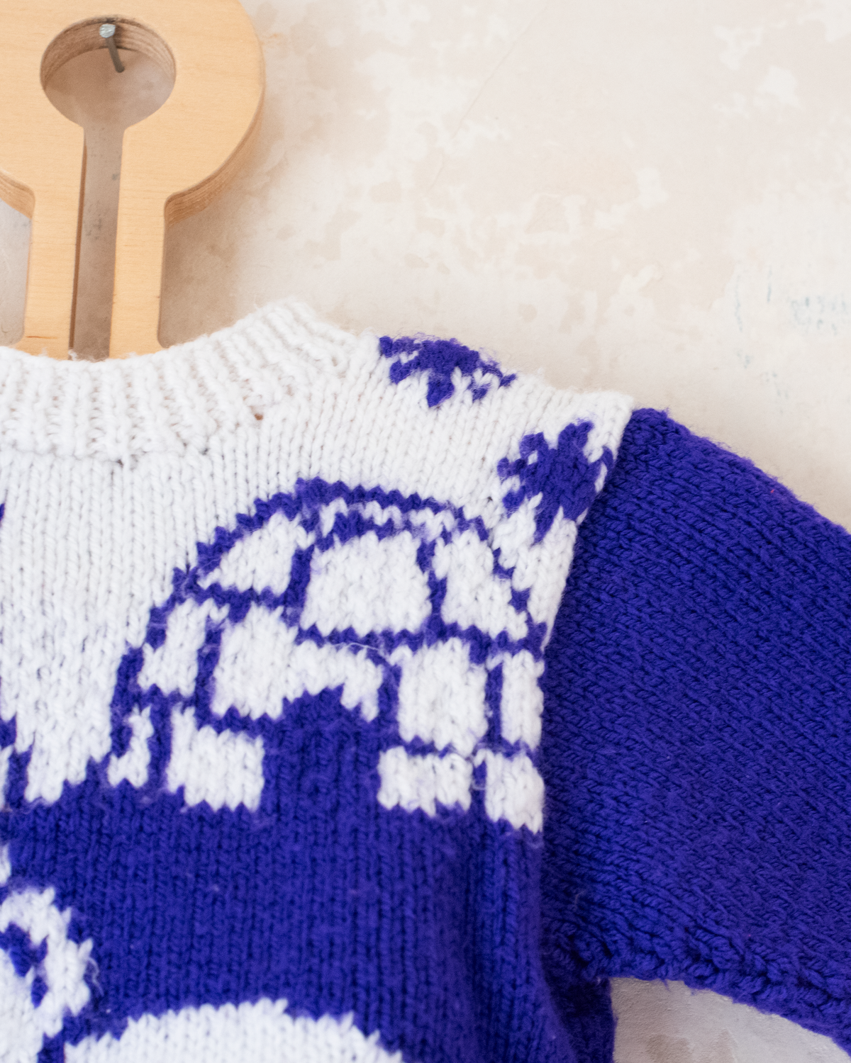 Purple wool sweater with bear and igloo | 3-6 months