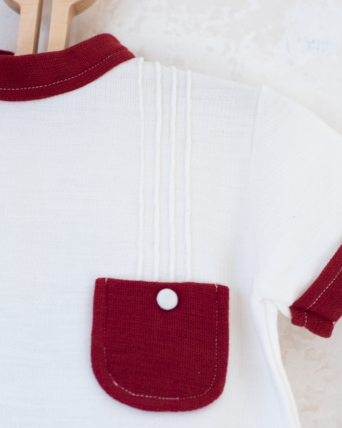 Red and white set from the 70s | Dead stock from Belgium | 5-6 years
