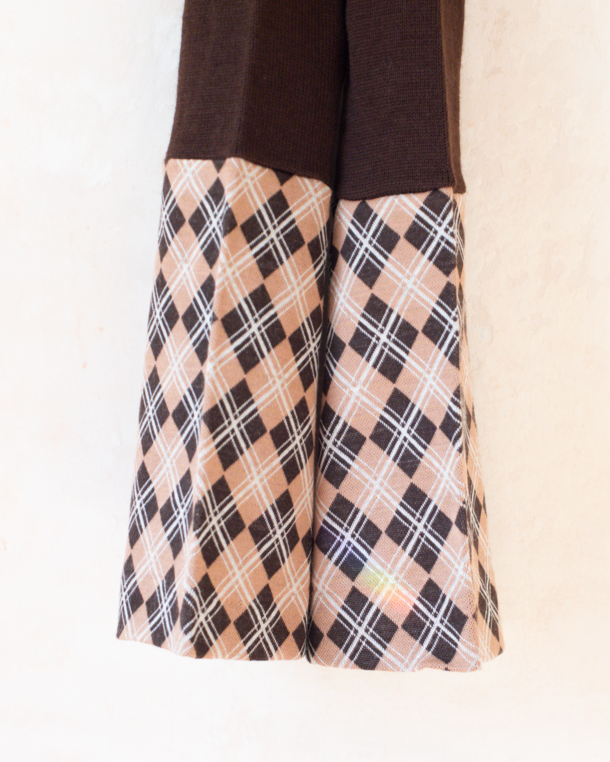 אוברול חום סרוג עם פרחים ומשבצות | דד סטוק איטלקי | 2-3 שנים