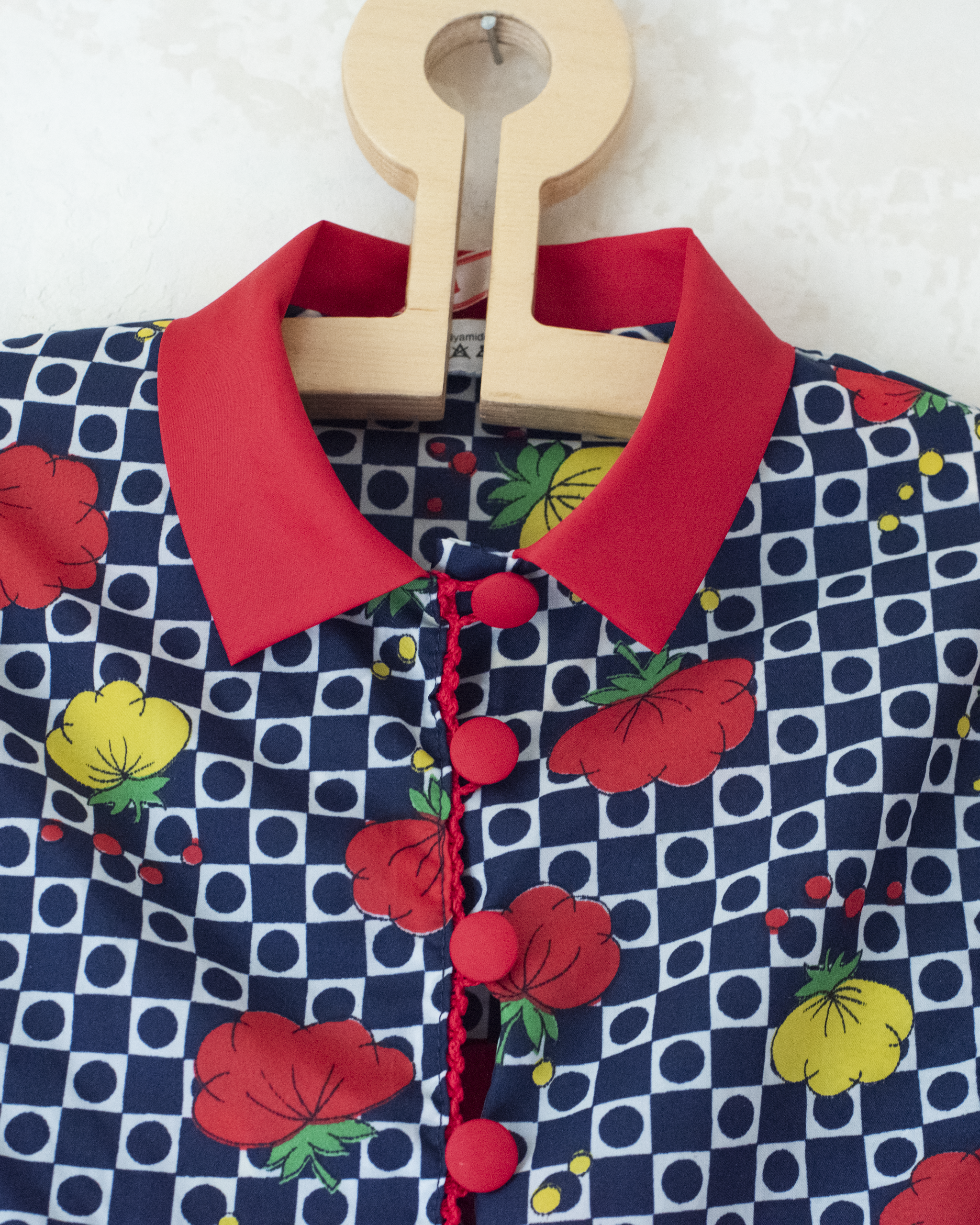 טוניקה צרפתית עם עגבניות | דד סטוק מהסבנטיז | 7-8 שנים