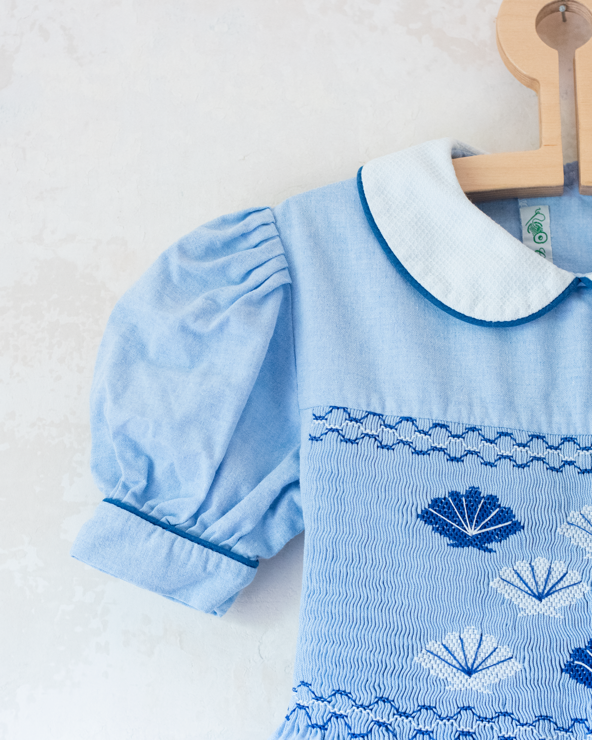 Light blue dress with scallop embroidery | 8-9 years