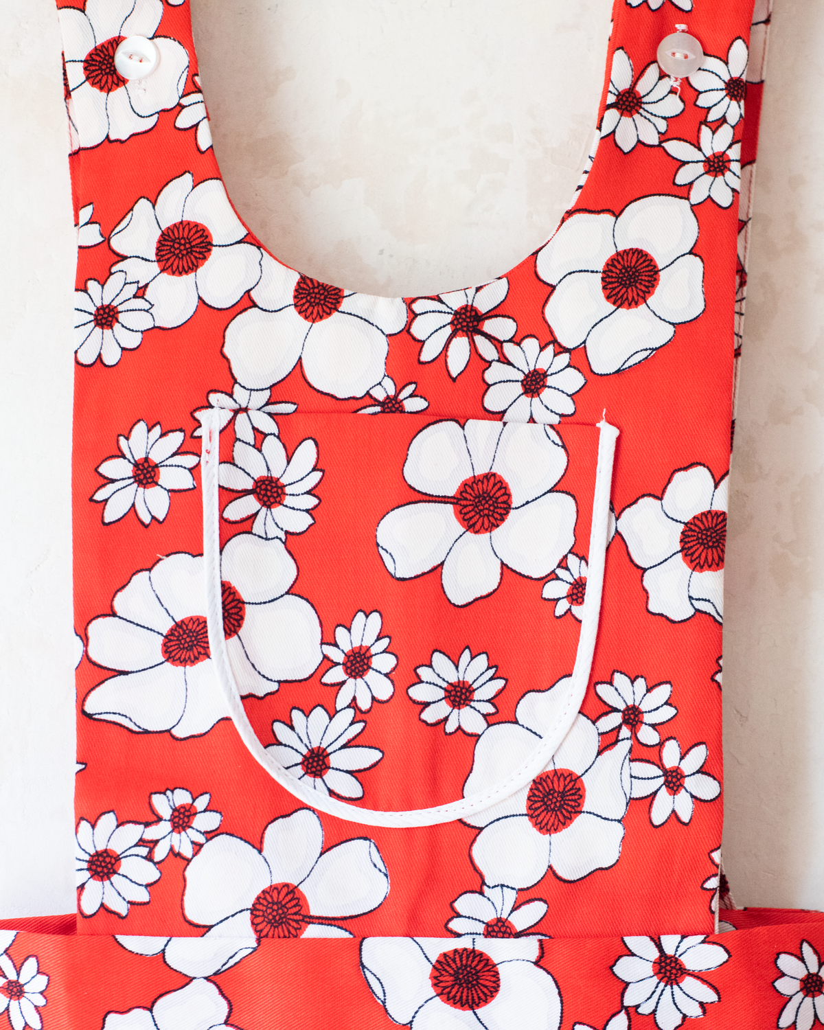 Red floral jumpsuit from the 70s | Dead stock | 7-8 years 