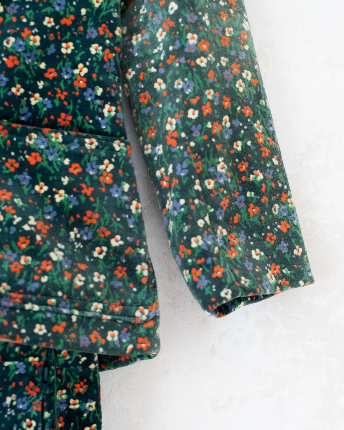 Floral velvet set | Belgian dead stock from the 70s | 5-6 years