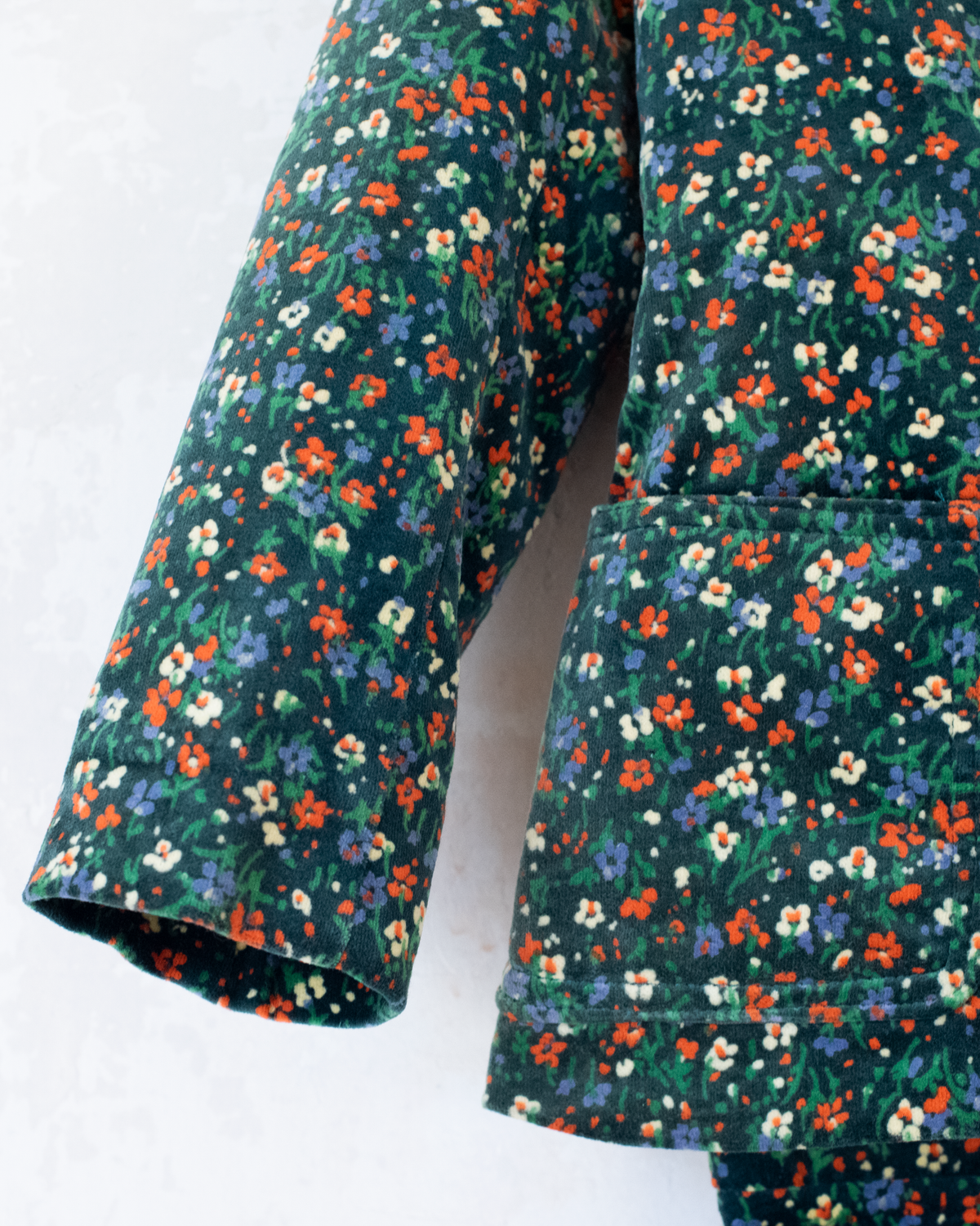 Floral velvet set | Belgian dead stock from the 70s | 5-6 years