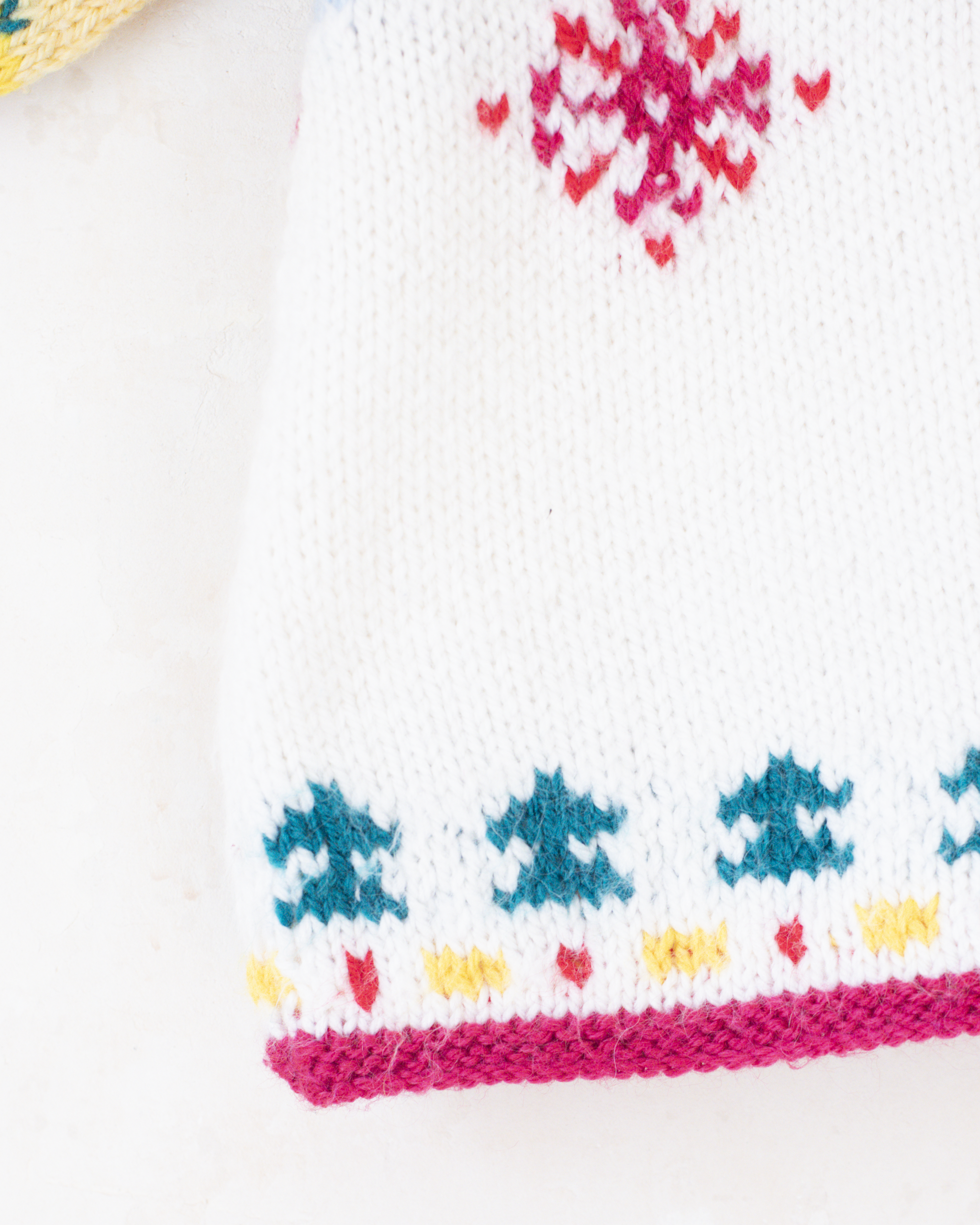 שמלה מצמר עם פתיתי שלג וילדים גולשים | 12-18 חודשים