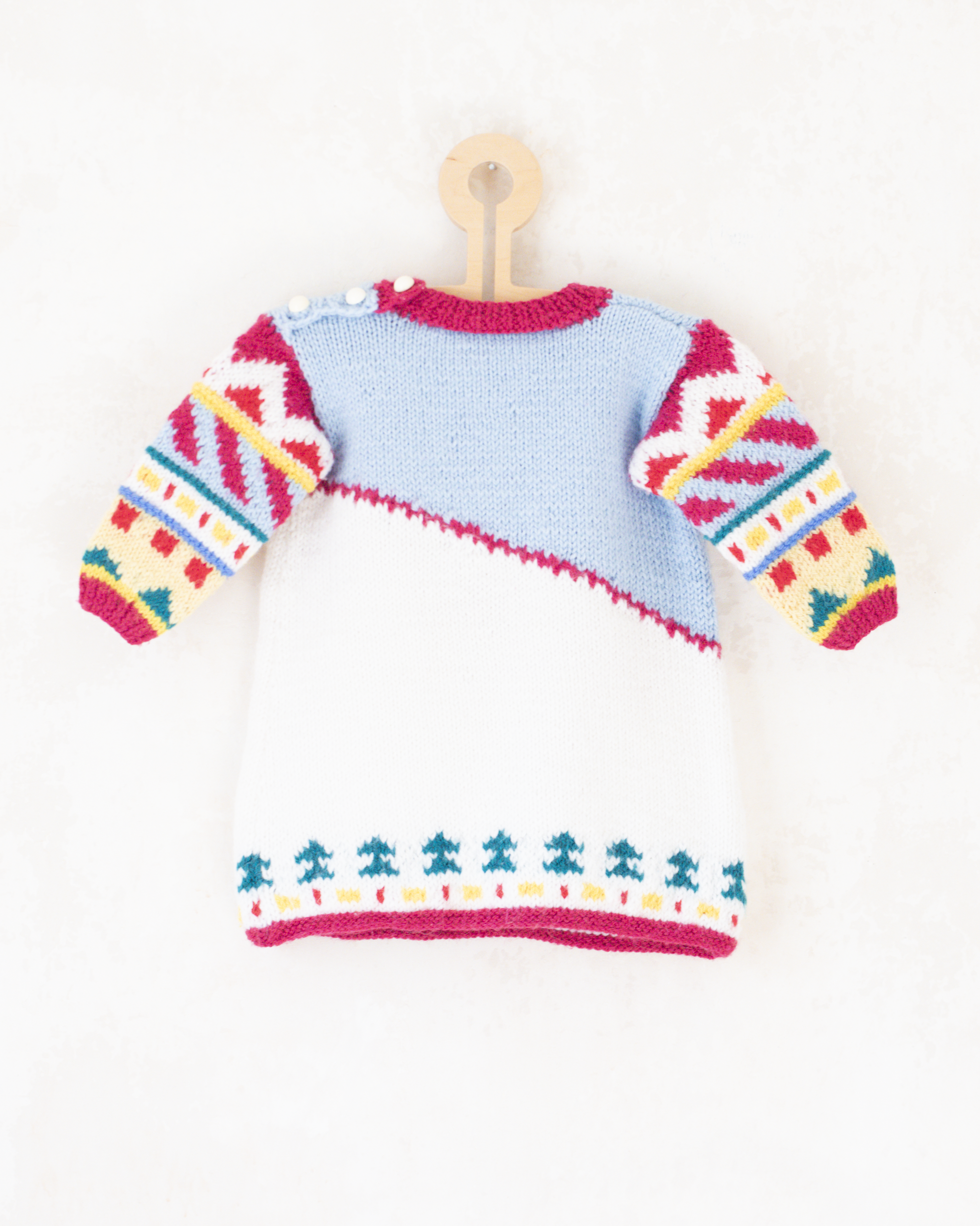 שמלה מצמר עם פתיתי שלג וילדים גולשים | 12-18 חודשים