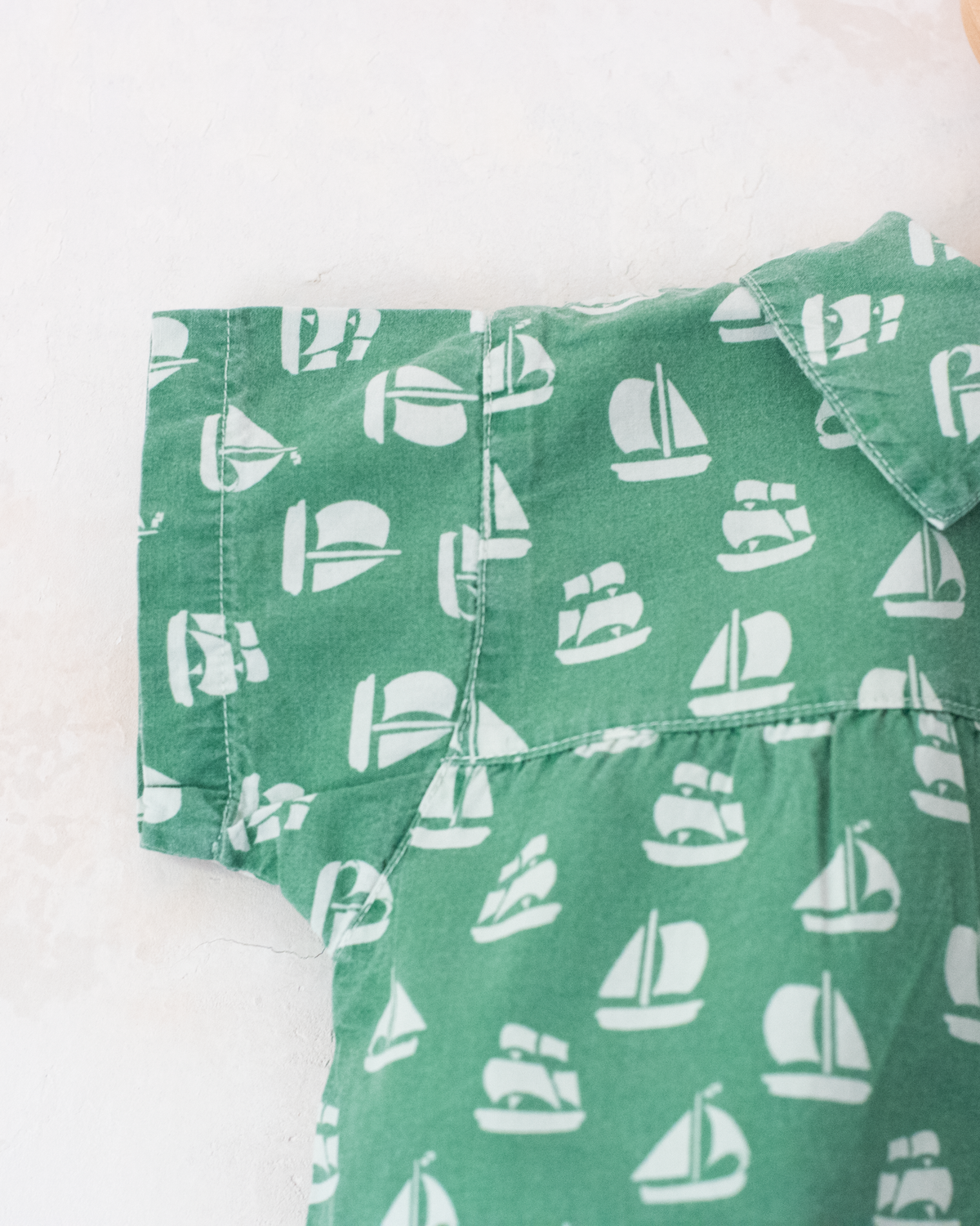 Green overalls with sailboats | 3-6 months