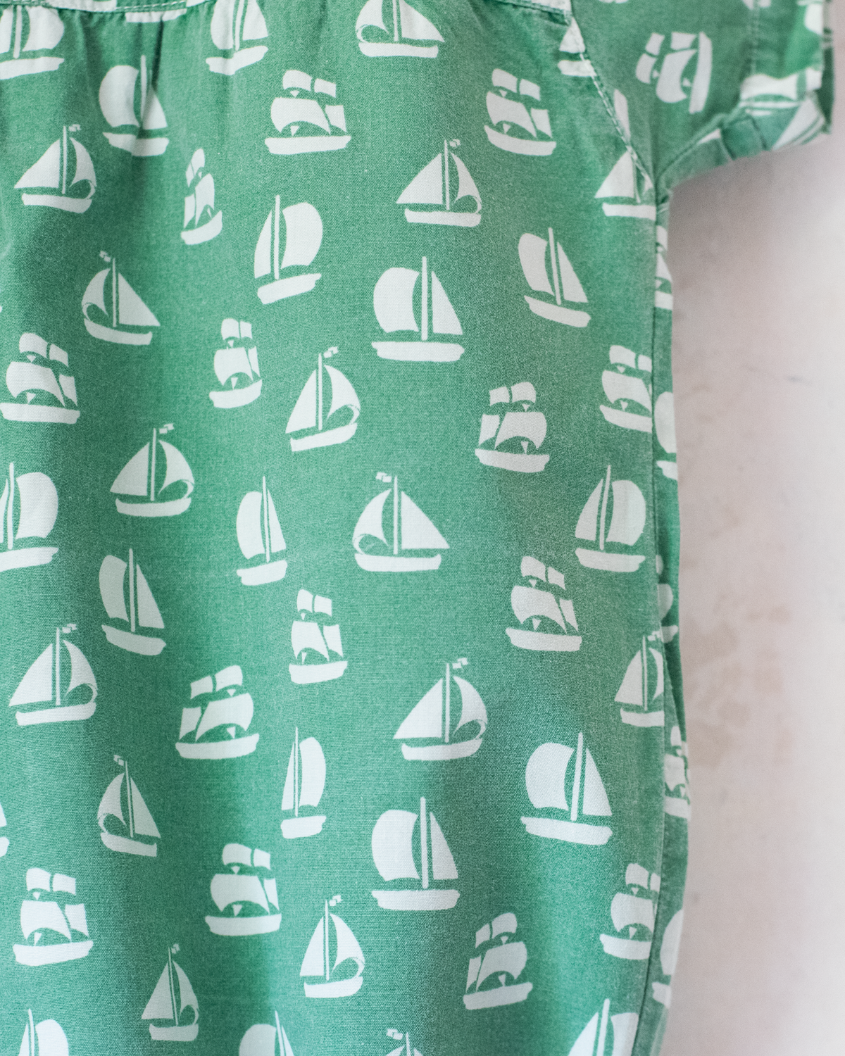Green overalls with sailboats | 3-6 months