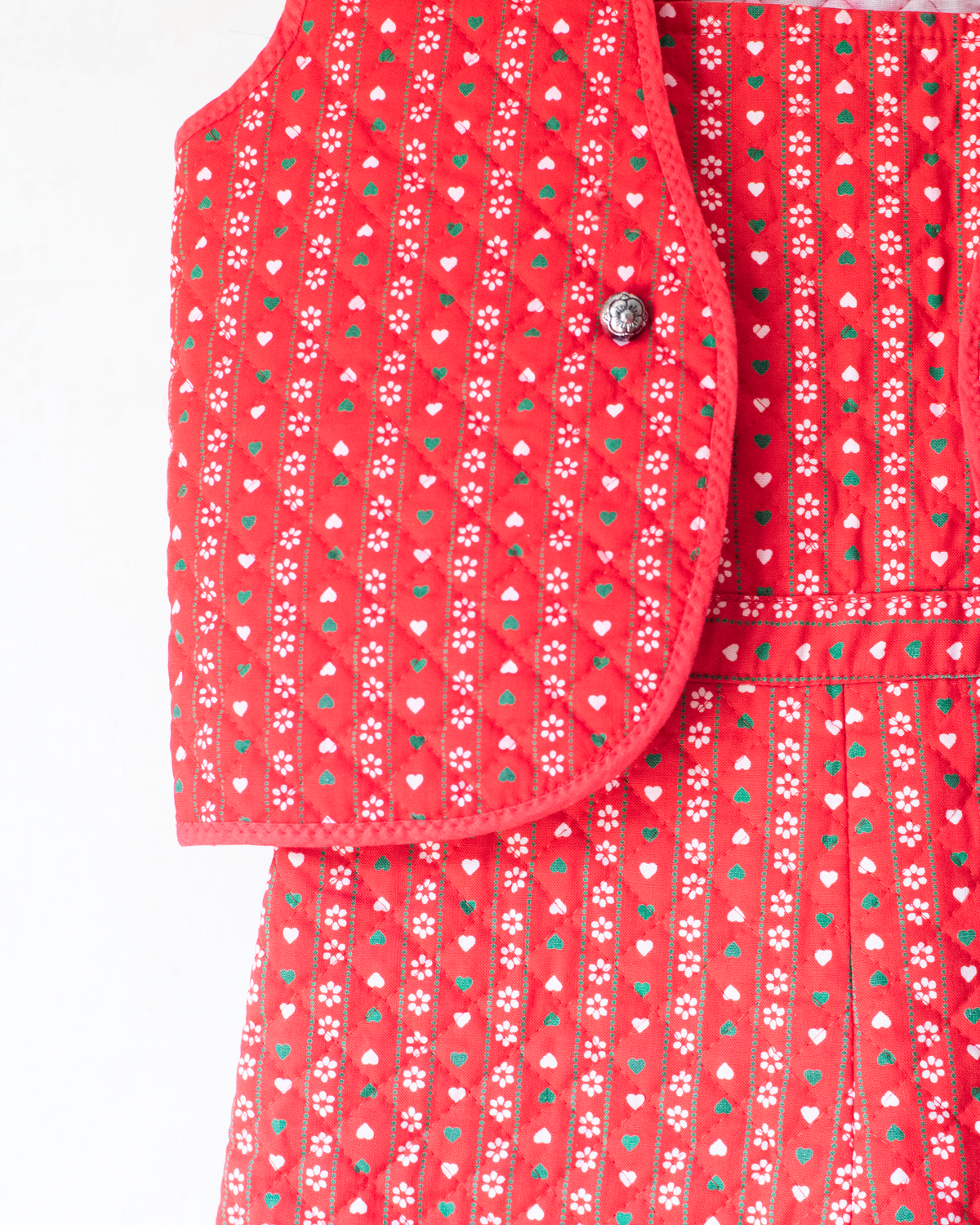 Italian cardigan and sarafan set in red with flowers and hearts | 9-10 years
