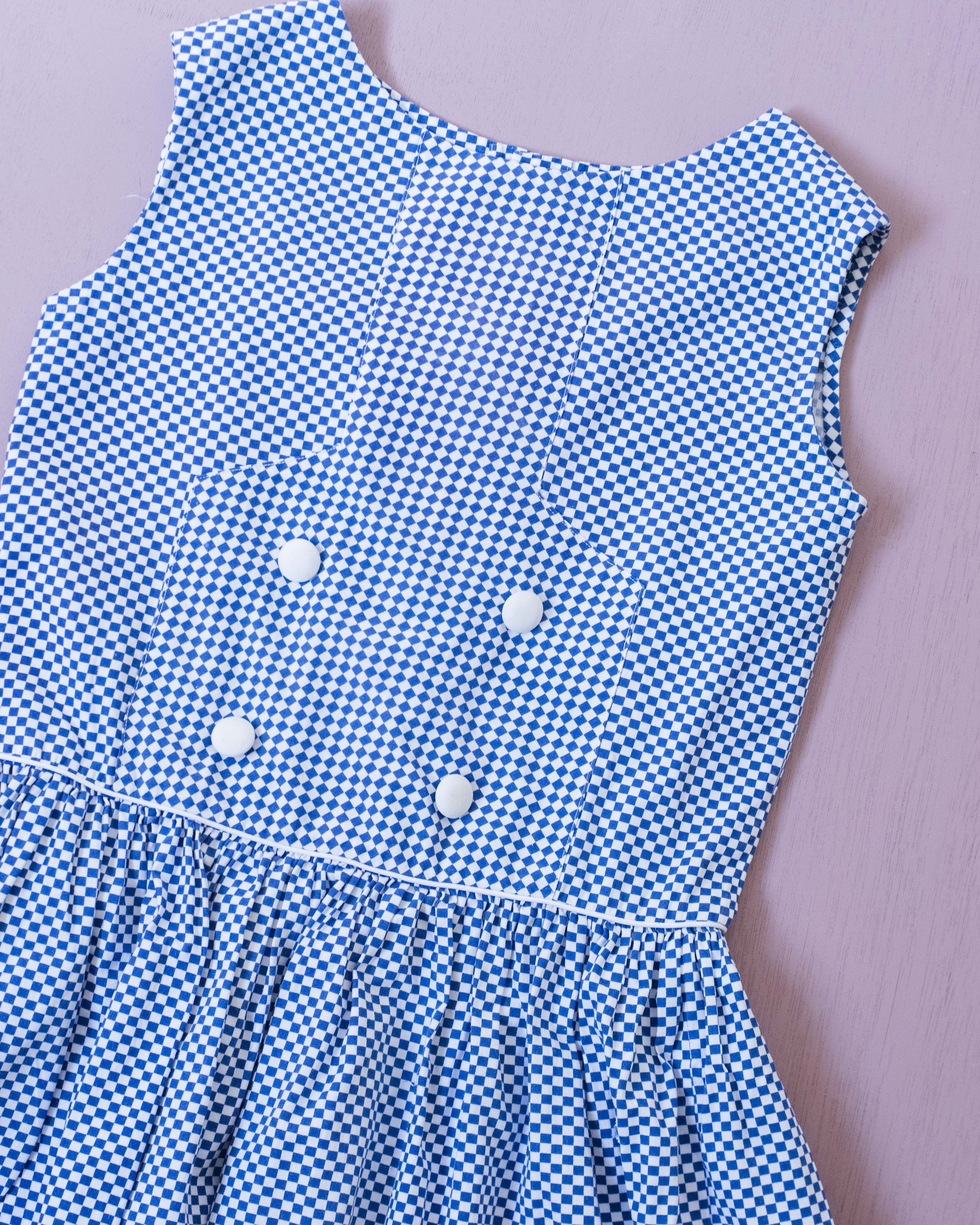 שמלת משבצות כחול לבן | 7-8 שנים