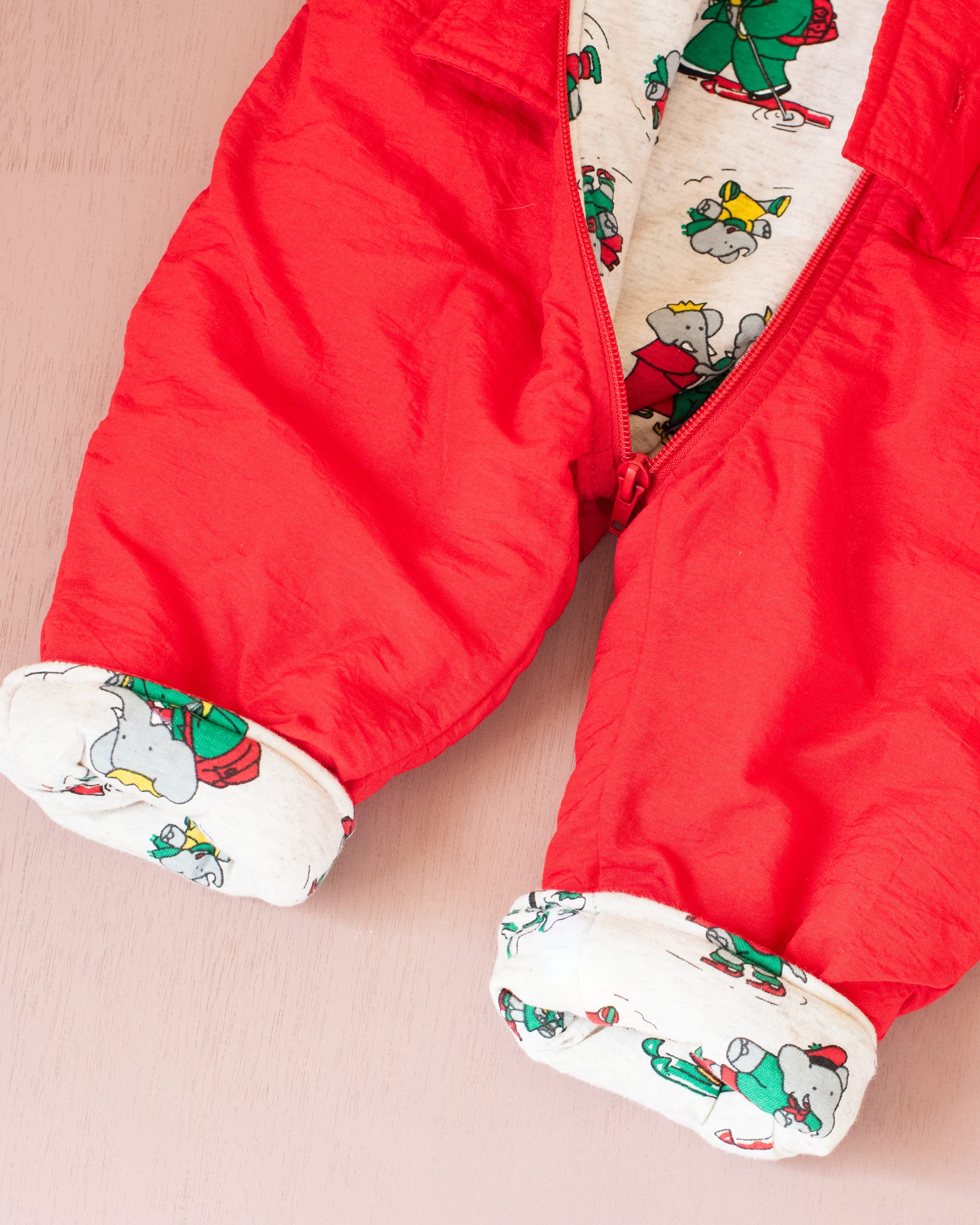 חרמונית אדומה עם המלך בבר | 6-9 חודשים