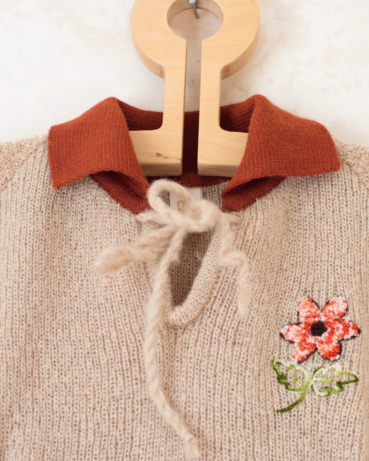 Wool dress with embroidered flower | Italian deadstock | 3-4 years