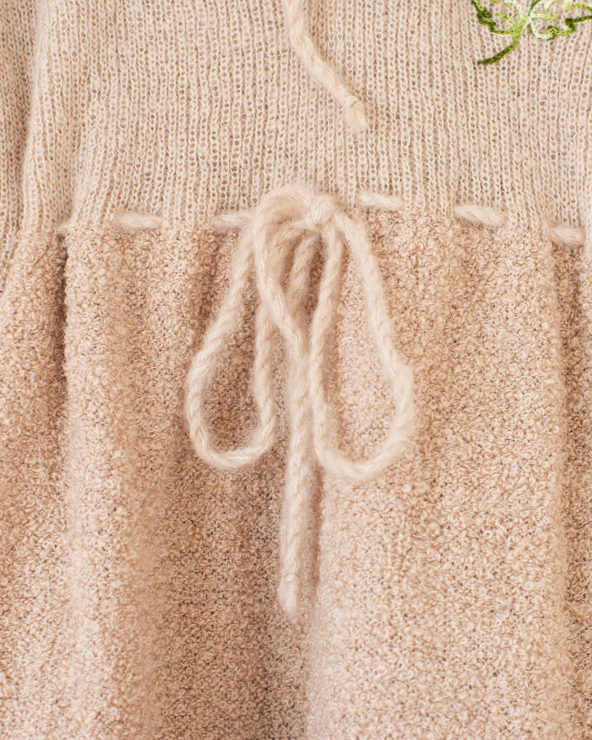 Wool dress with embroidered flower | Italian deadstock | 3-4 years