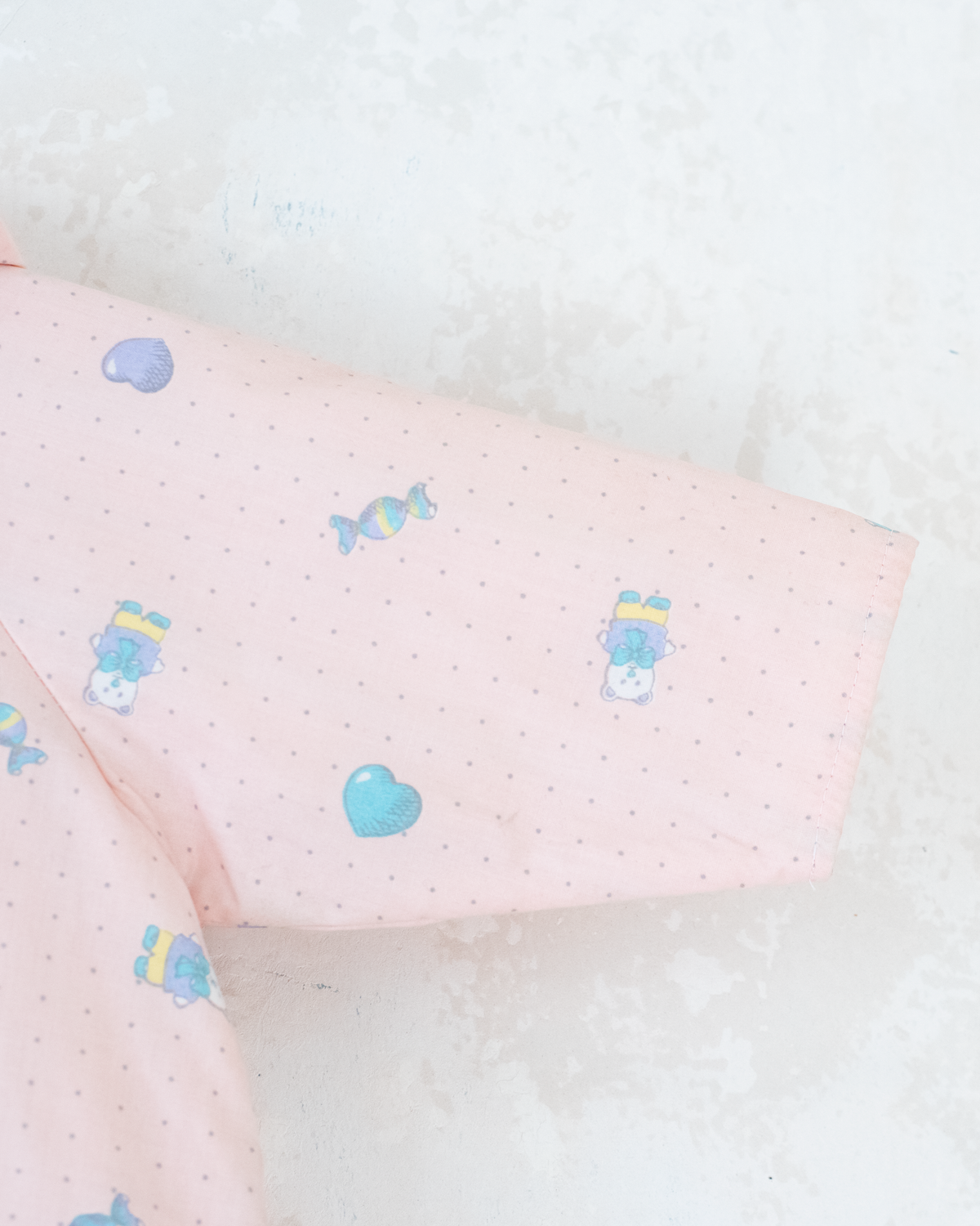 Pink amethyst with bears and candies | 6-9 months