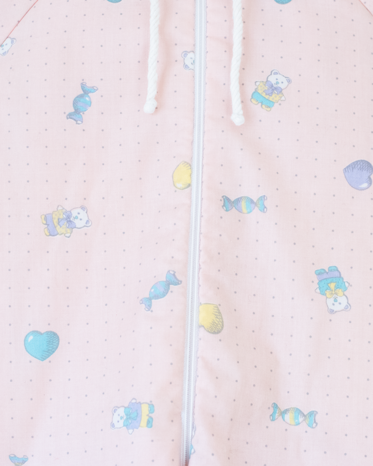 Pink amethyst with bears and candies | 6-9 months