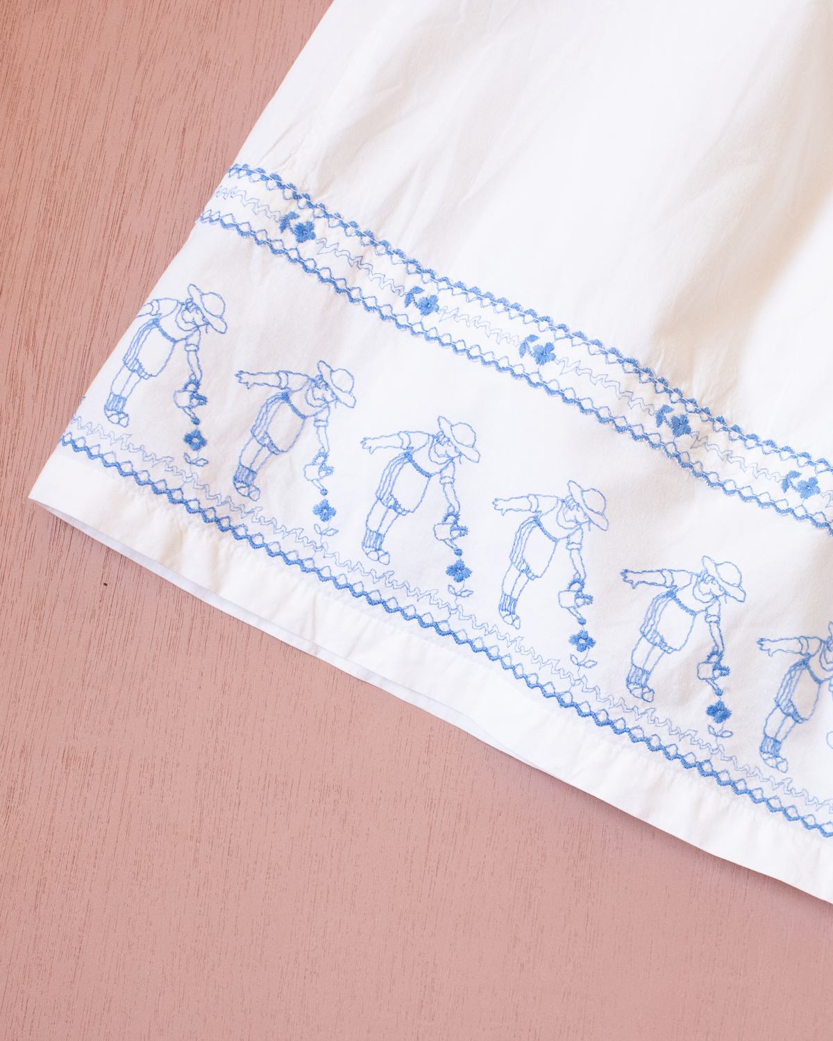 White French dress with floral embroidery for girls | 5-6 years
