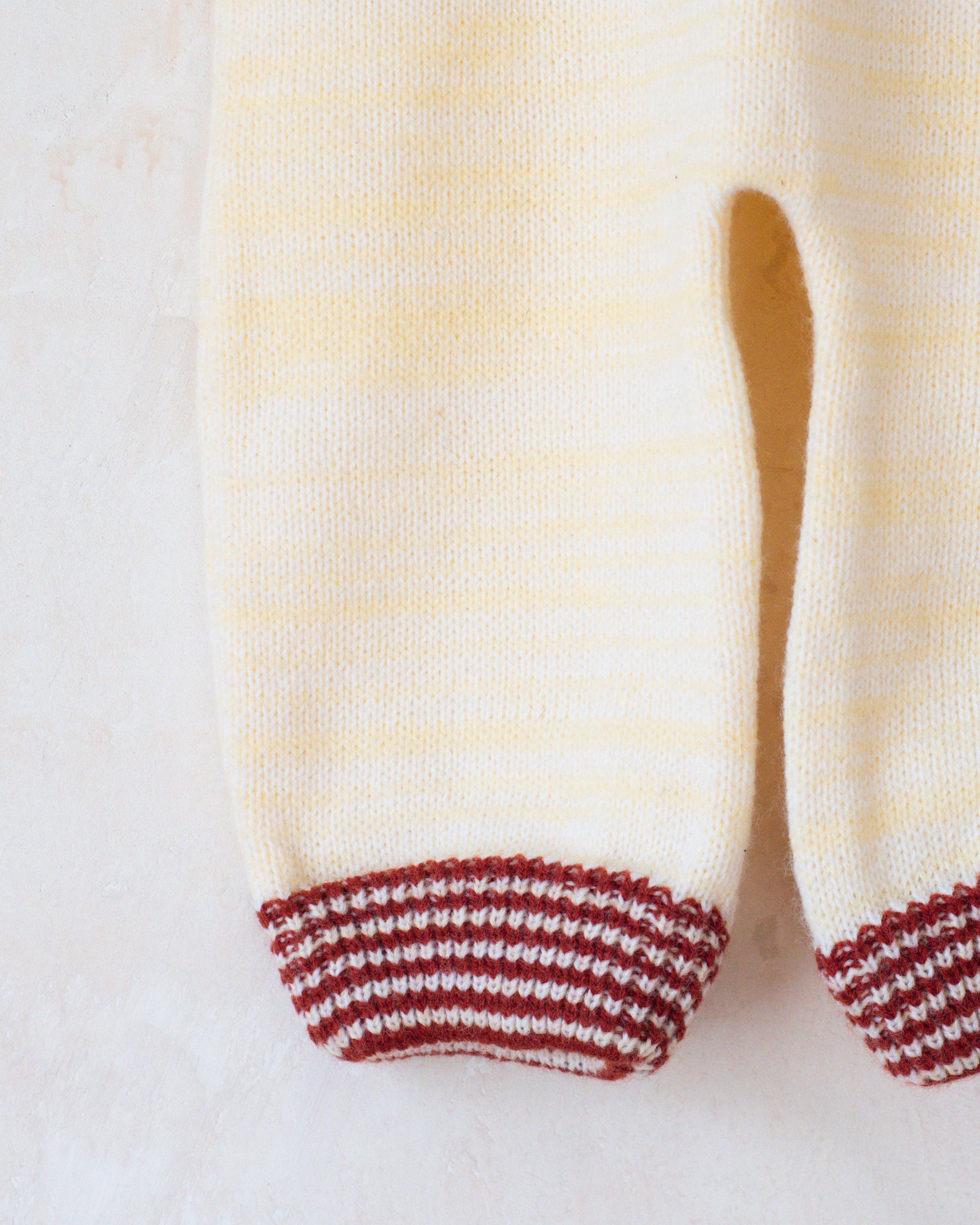 אוברול צמר בצהוב ובורדו | דד סטוק צרפתי | 3-6 חודשים