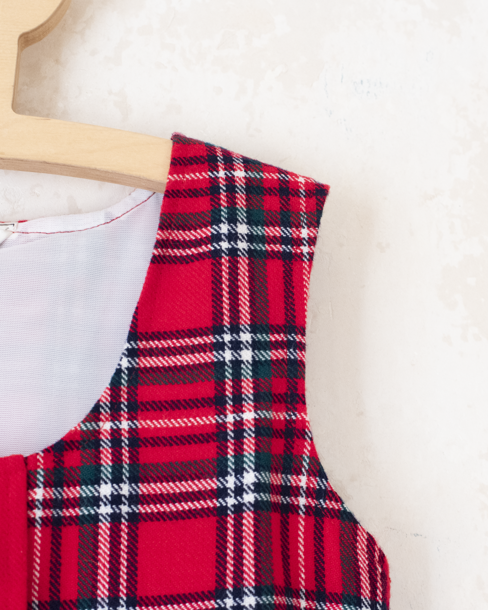 סרפן אדום צרפתי משובץ מהסבנטיז | 7-8 שנים