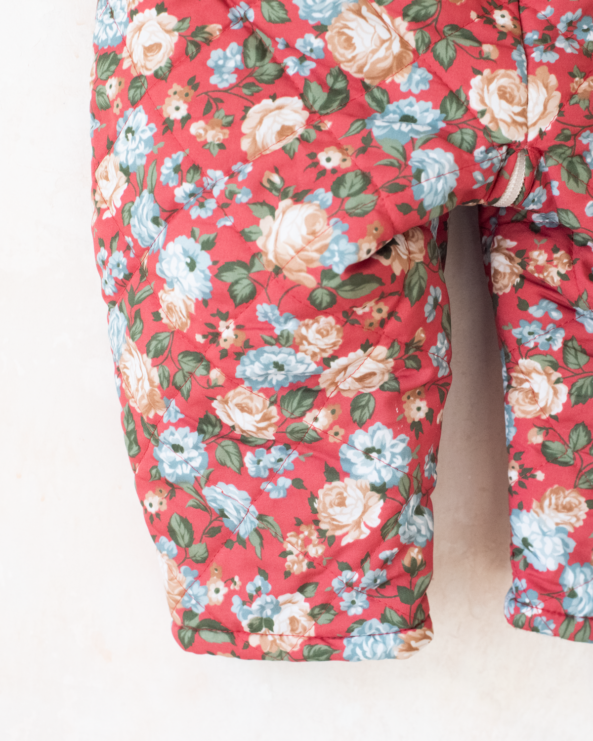 Floral snowsuit with a fur hood | 12-18 months