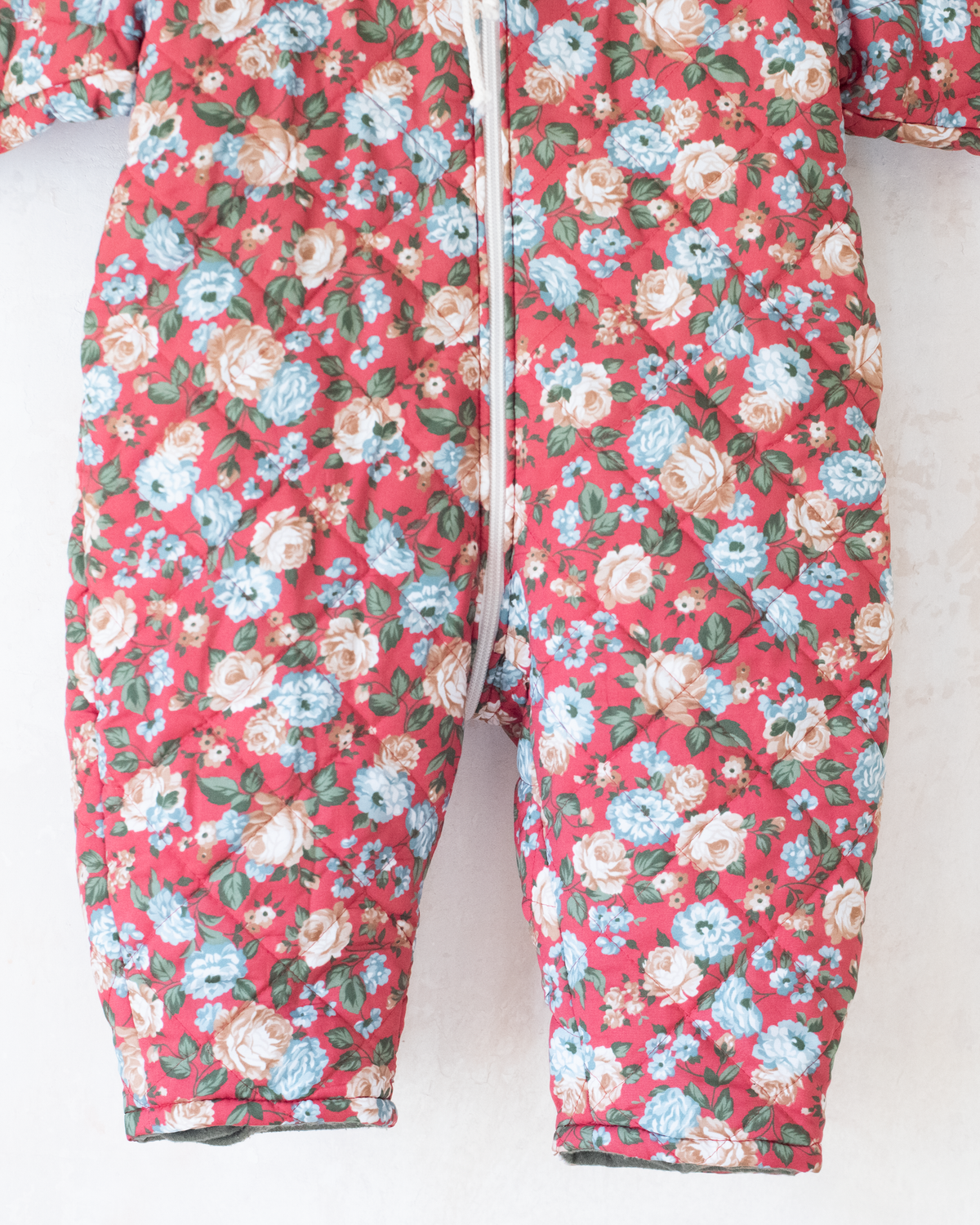Floral snowsuit with a fur hood | 12-18 months